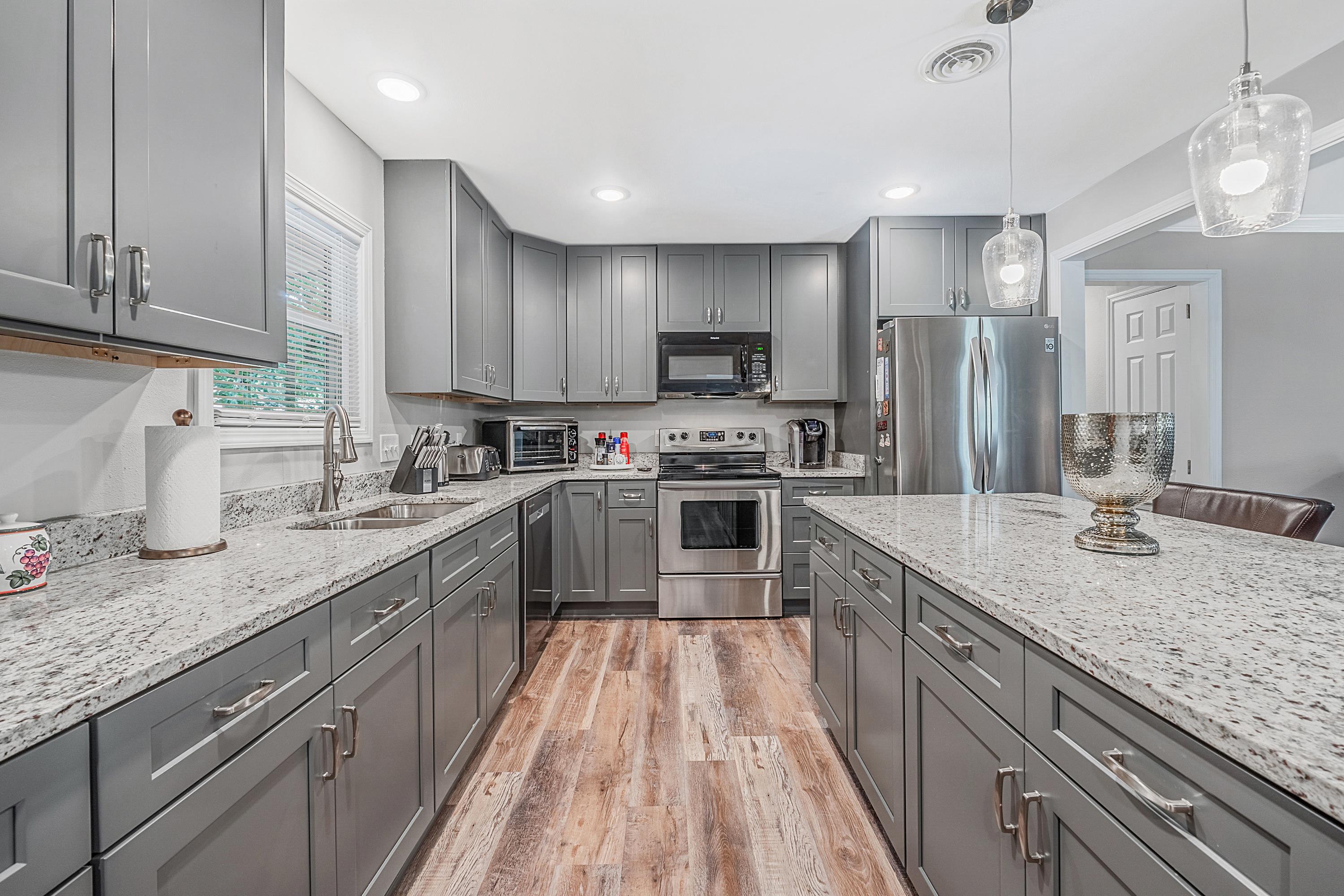 THOMPSON ADDN - Residential