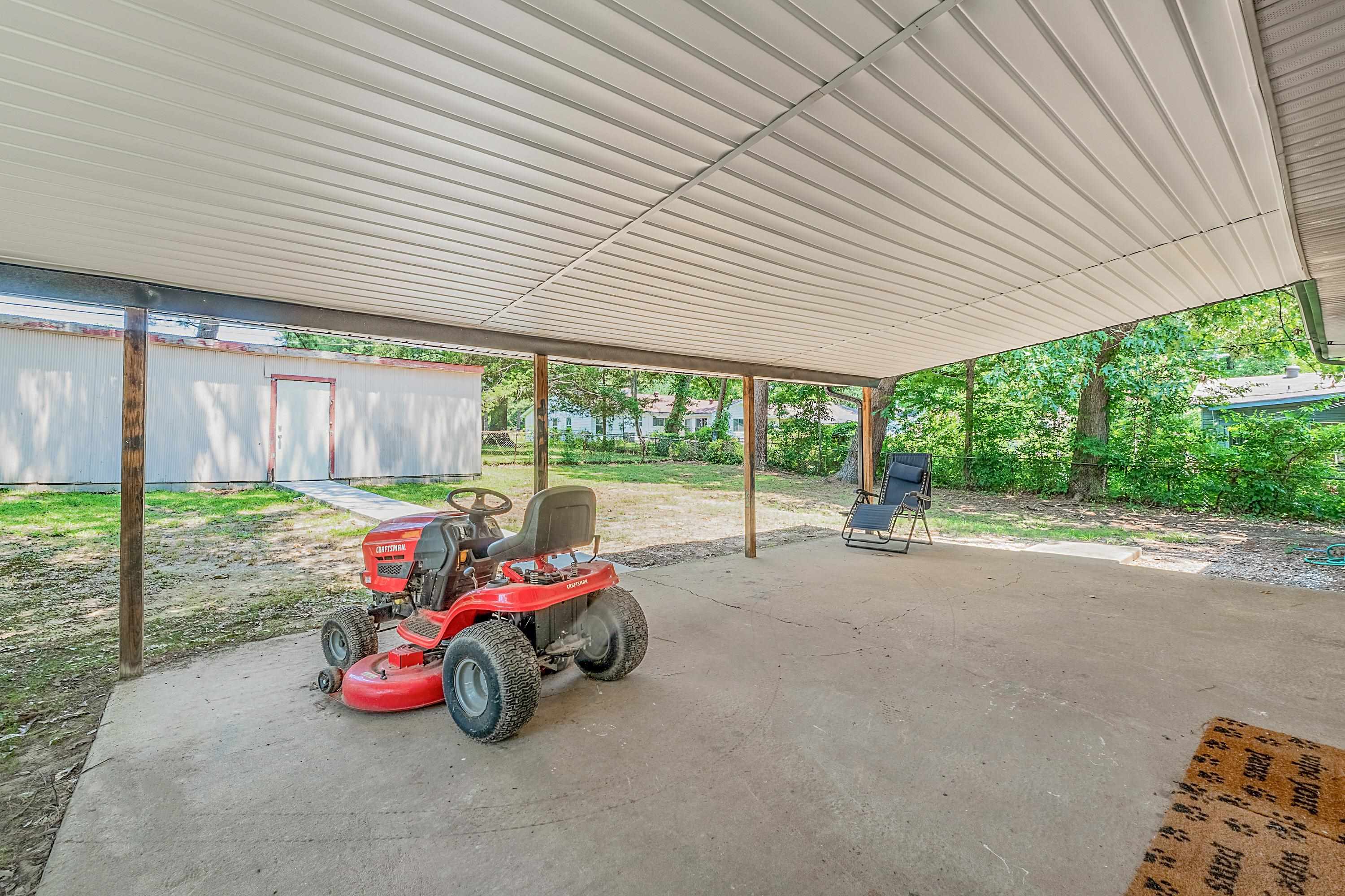 THOMPSON ADDN - Residential