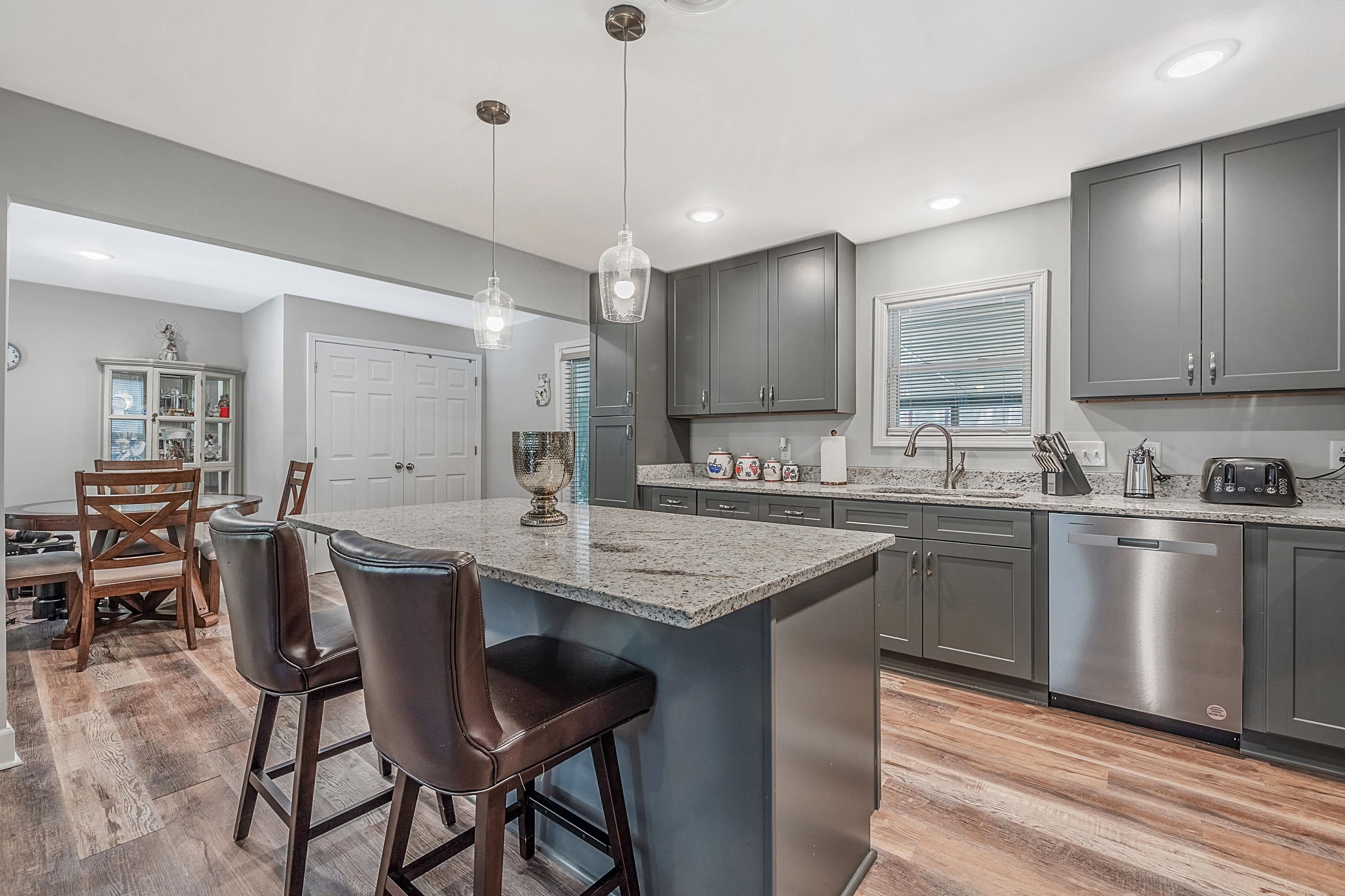 THOMPSON ADDN - Residential