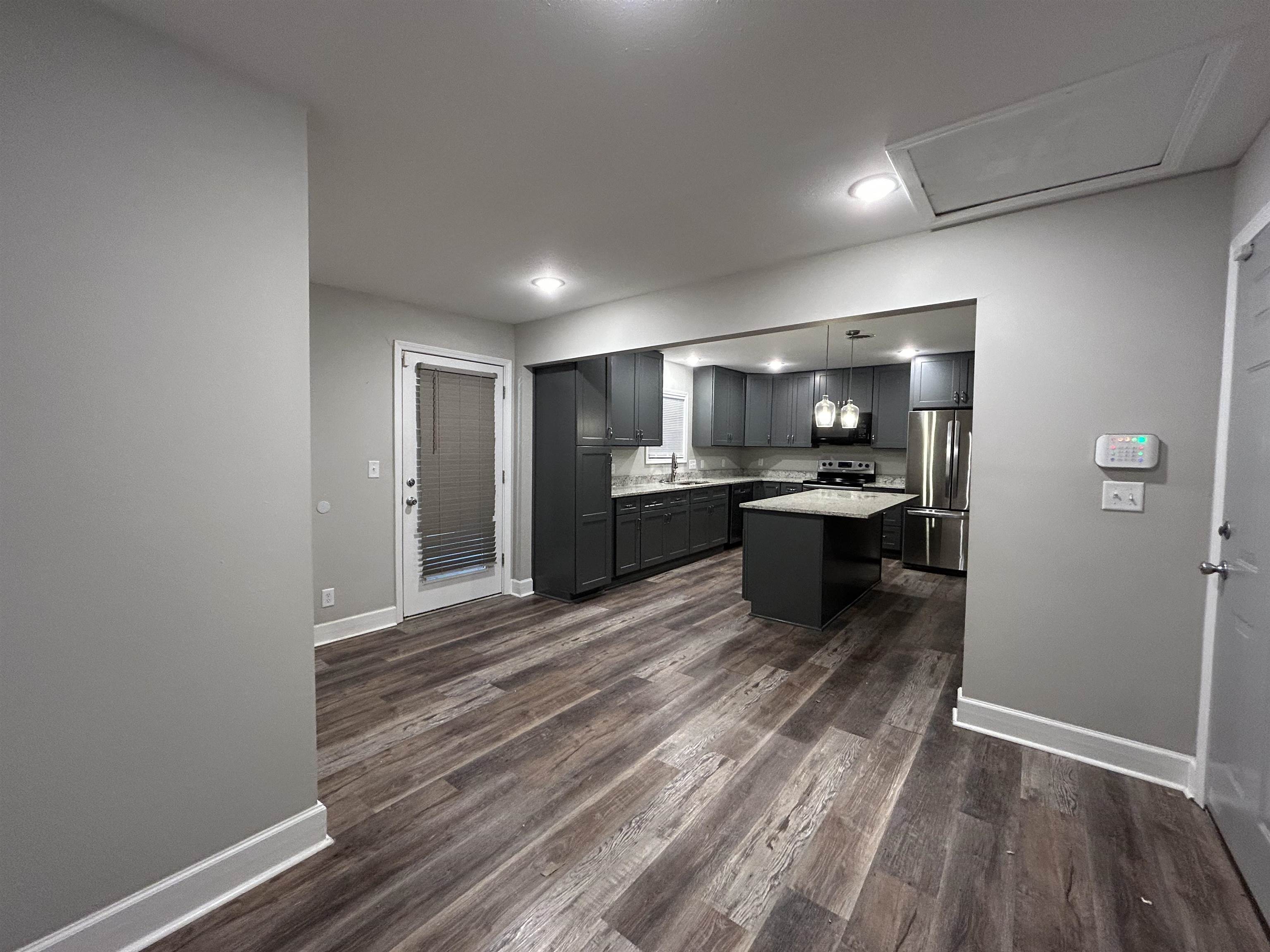 THOMPSON ADDN - Residential