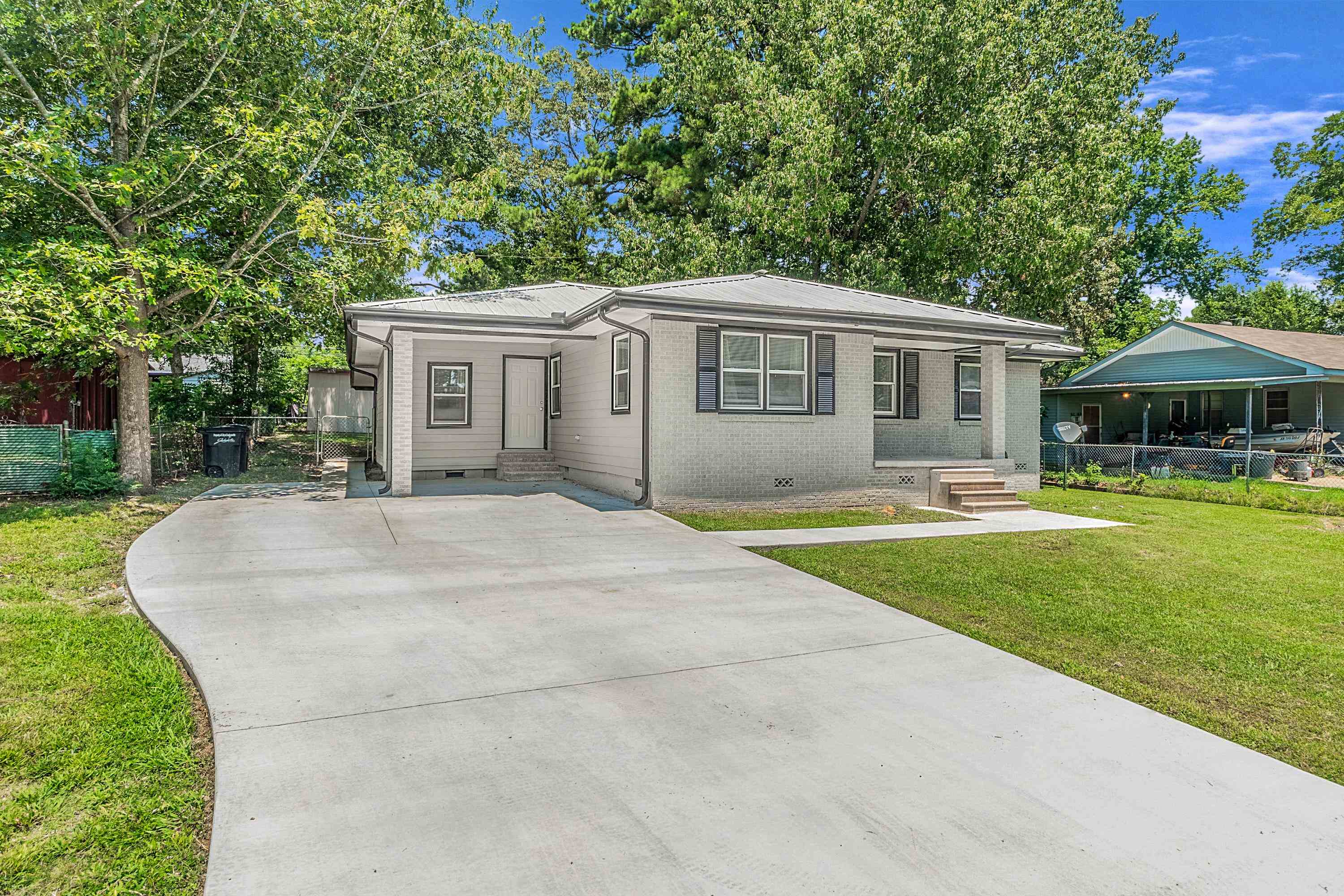 THOMPSON ADDN - Residential