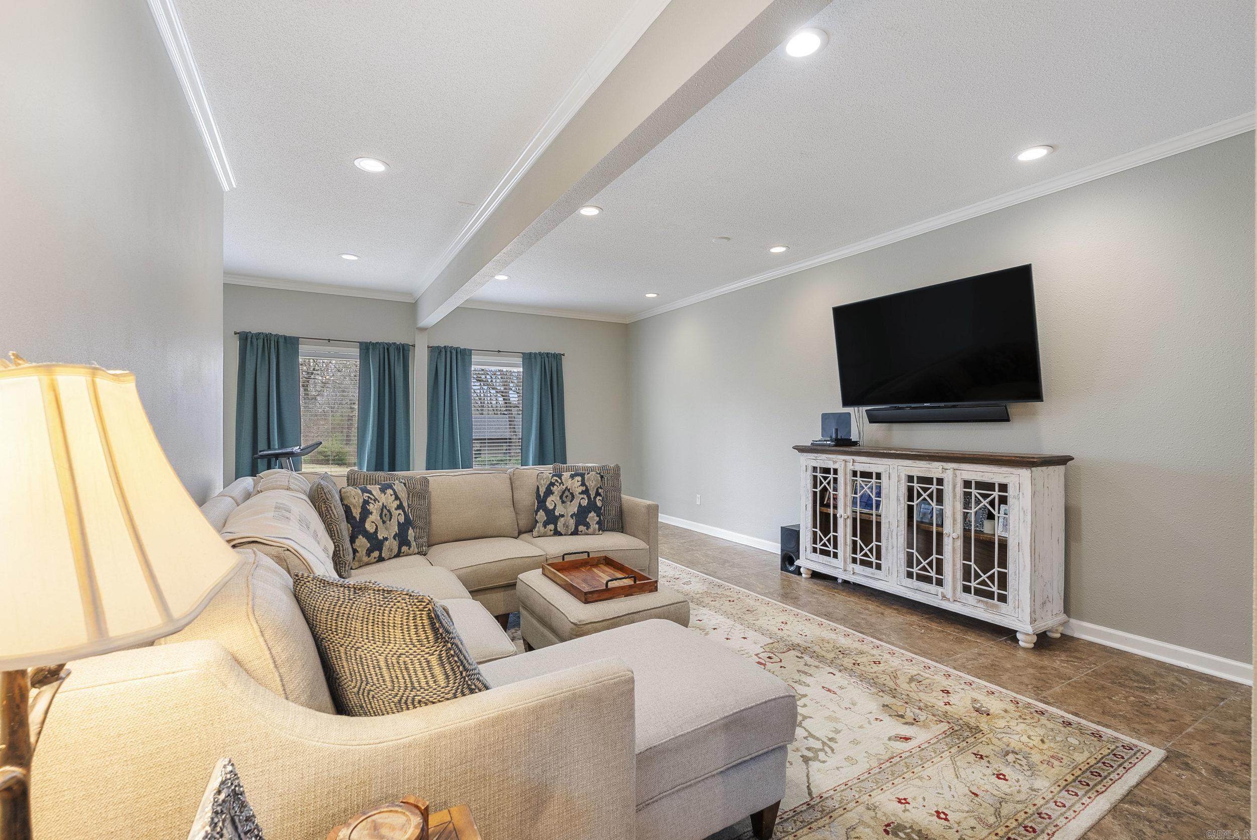 PLEASANT VALLEY - Residential