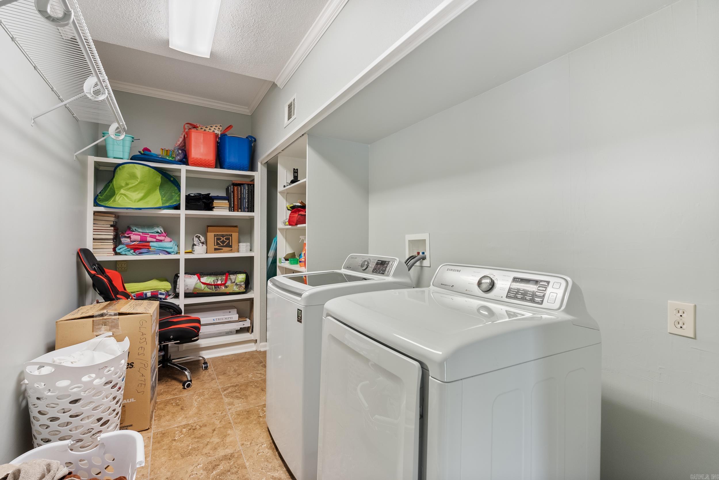 PLEASANT VALLEY - Residential