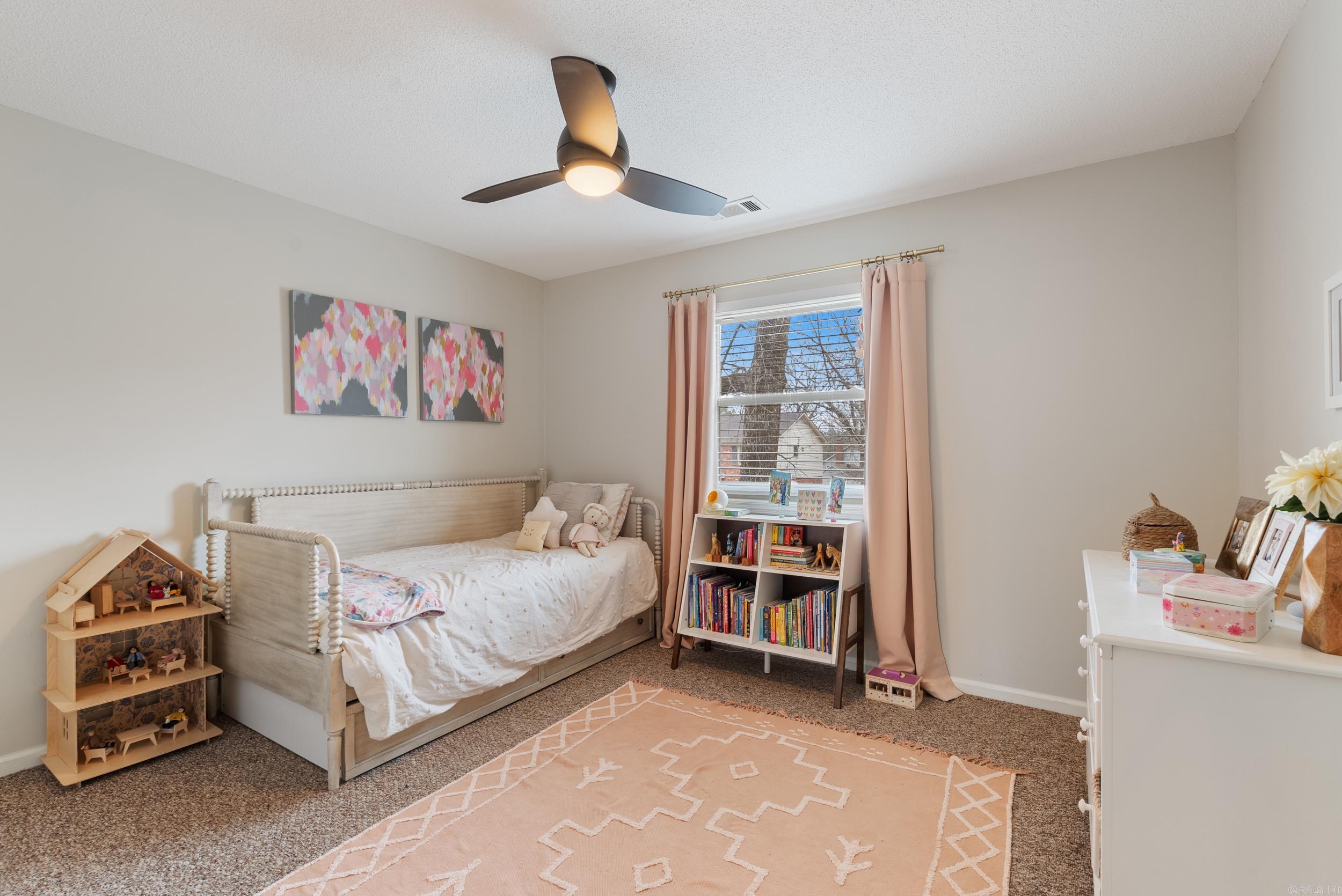 PLEASANT VALLEY - Residential