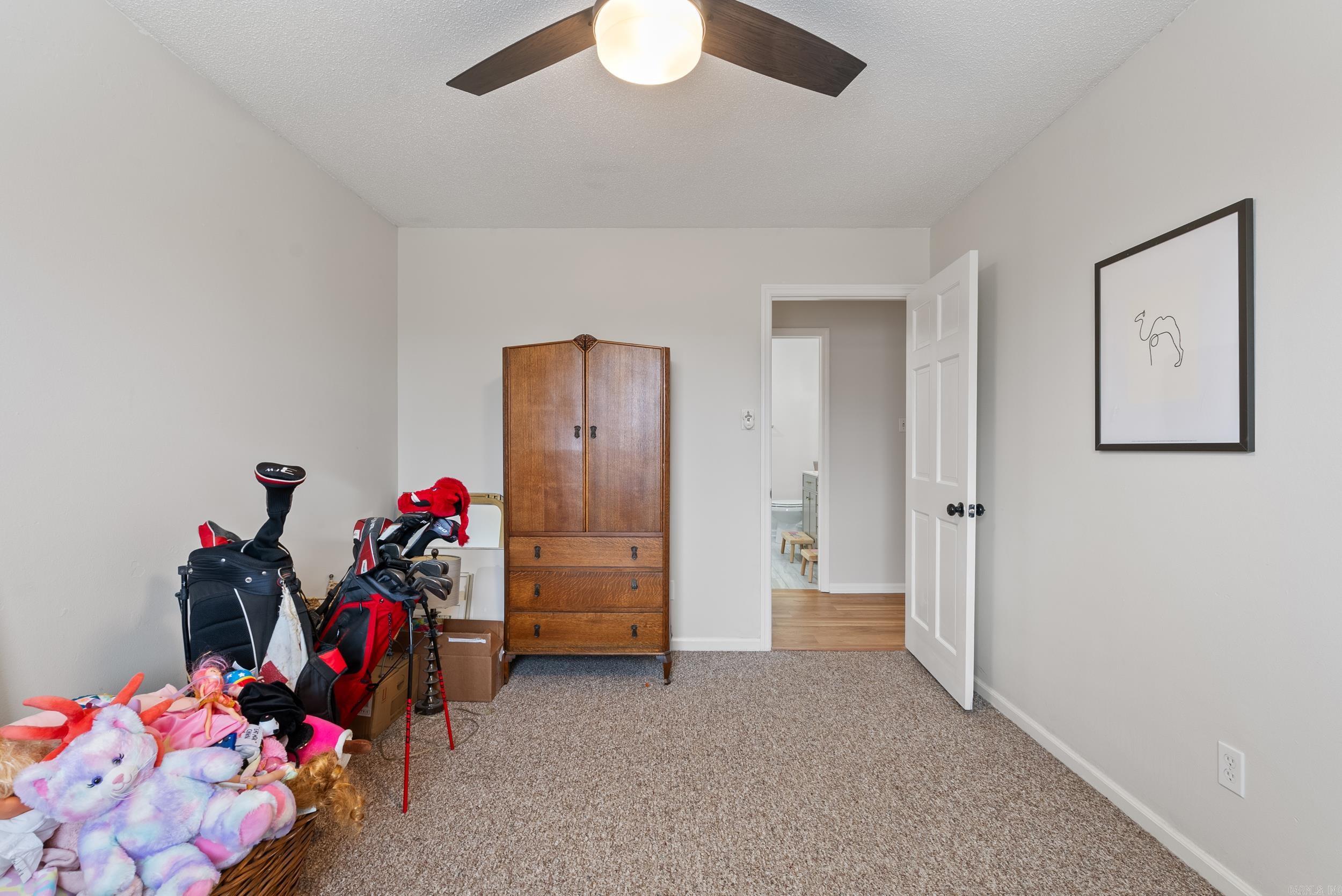 PLEASANT VALLEY - Residential