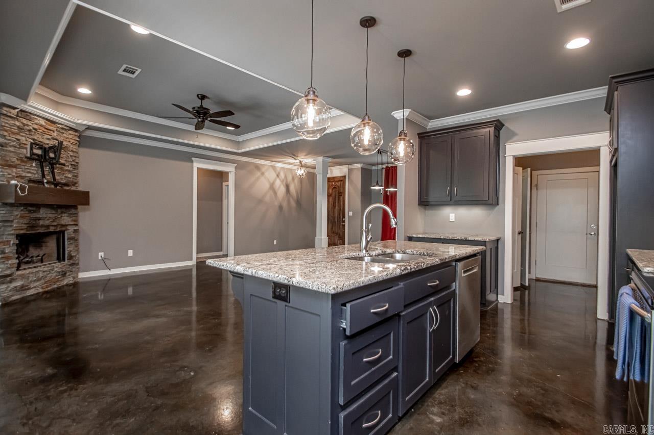 COLDWATER CREEK - Residential