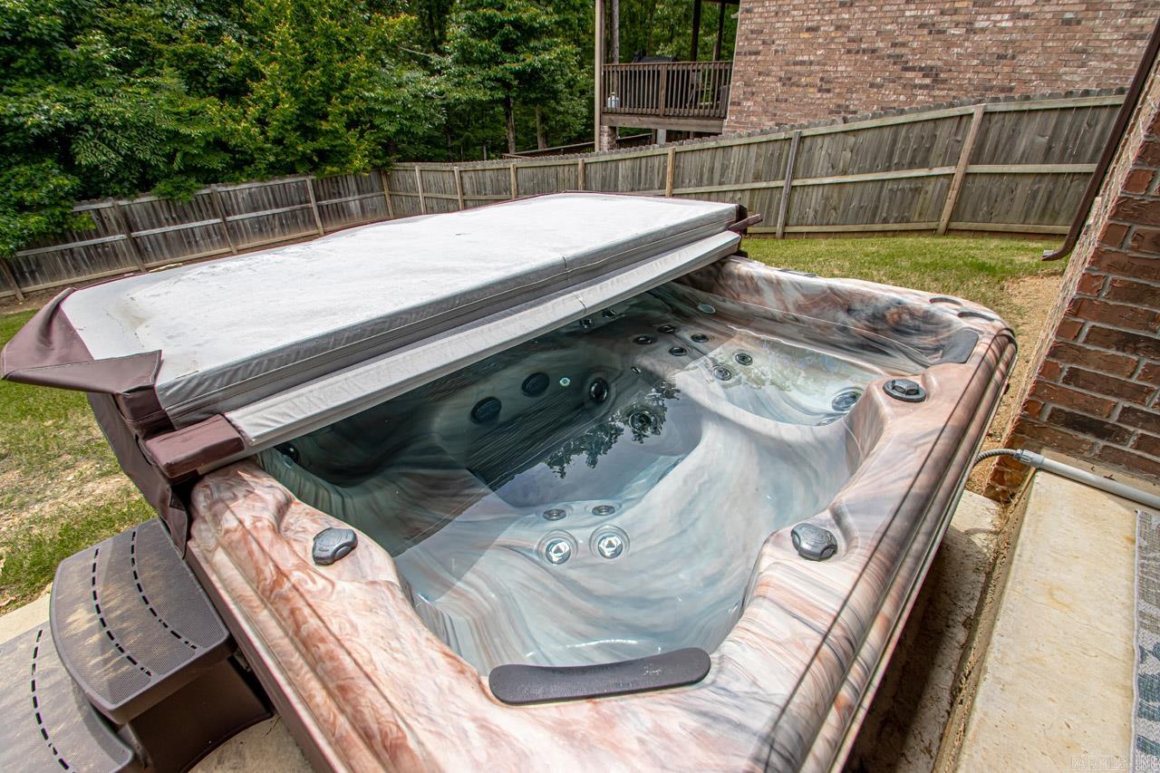 COLDWATER CREEK - Residential