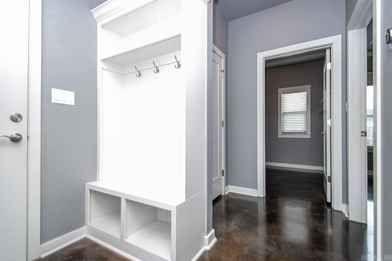 COLDWATER CREEK - Residential