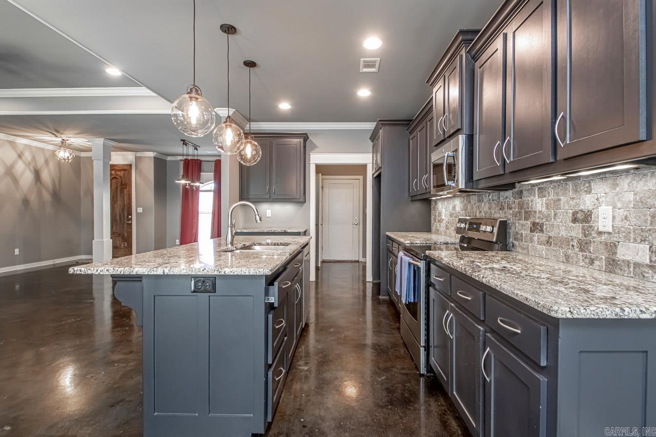 COLDWATER CREEK - Residential