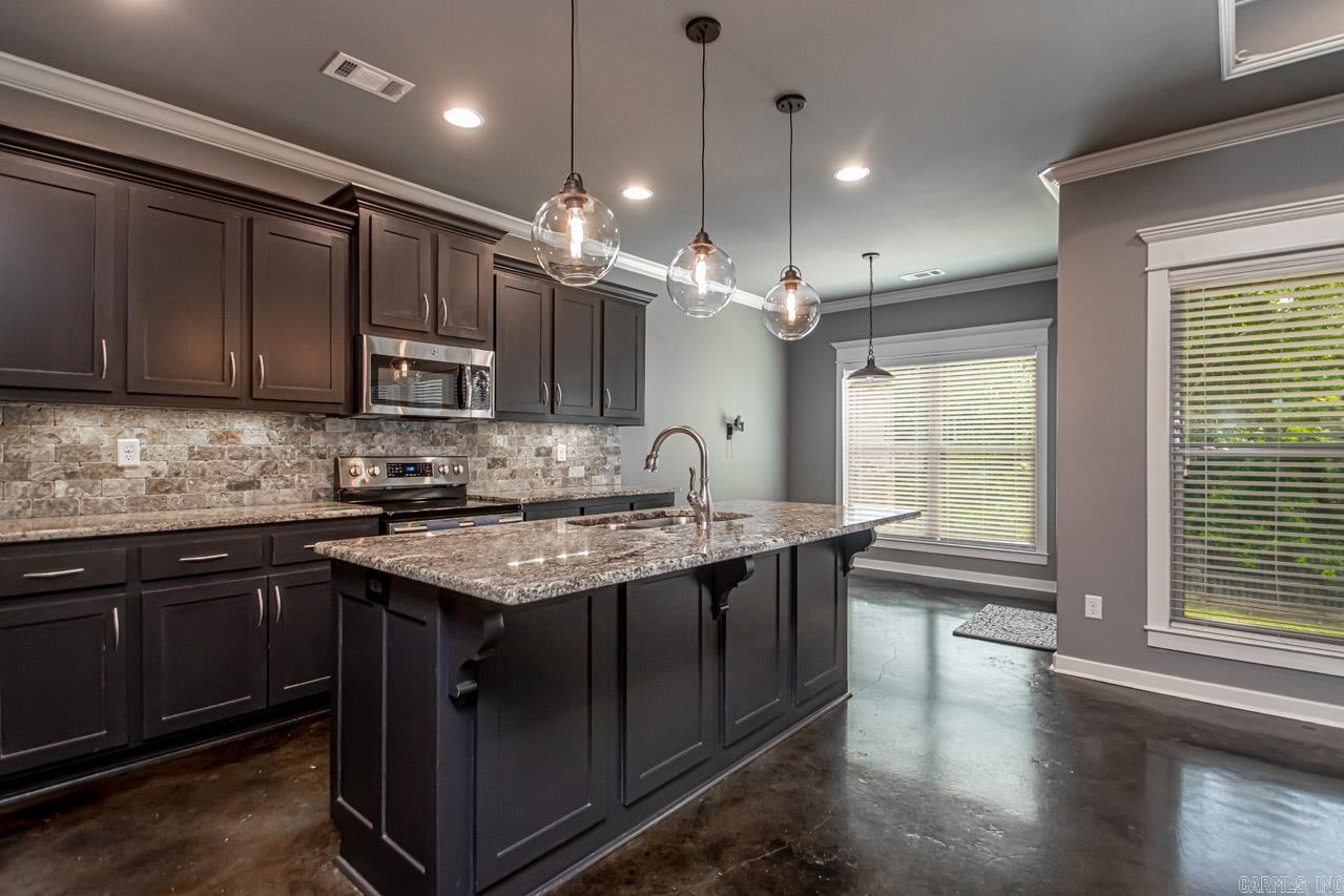 COLDWATER CREEK - Residential