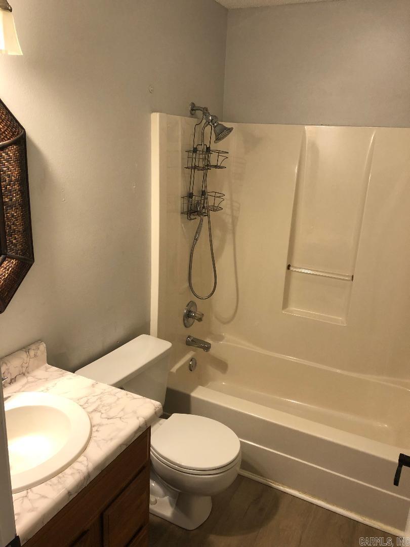 Bryant Meadows - Residential Lease