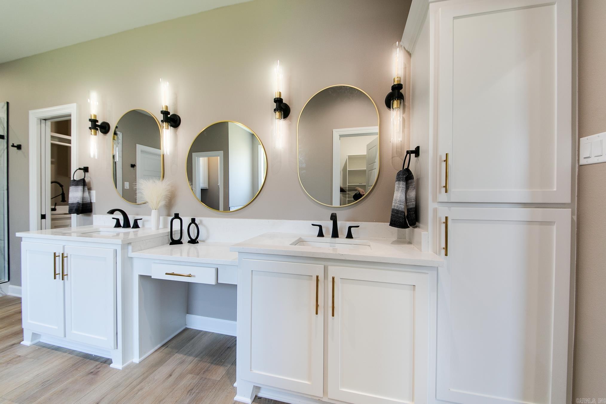 GREYSTONE - Residential