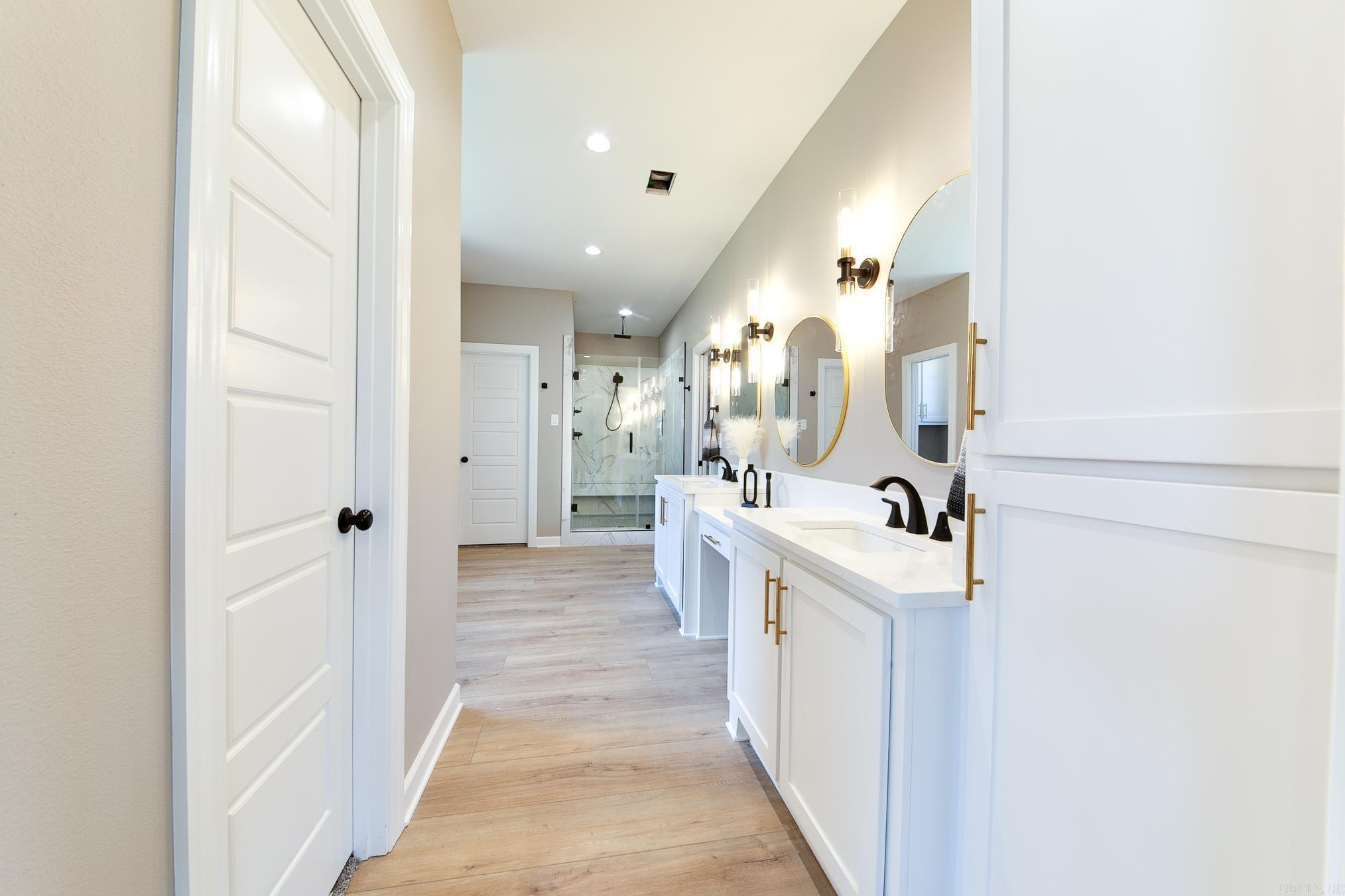 GREYSTONE - Residential