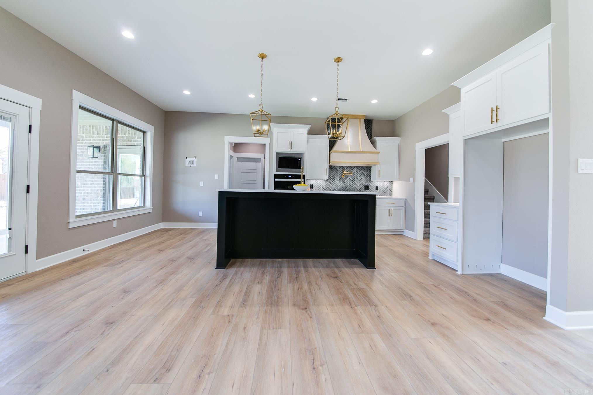 GREYSTONE - Residential