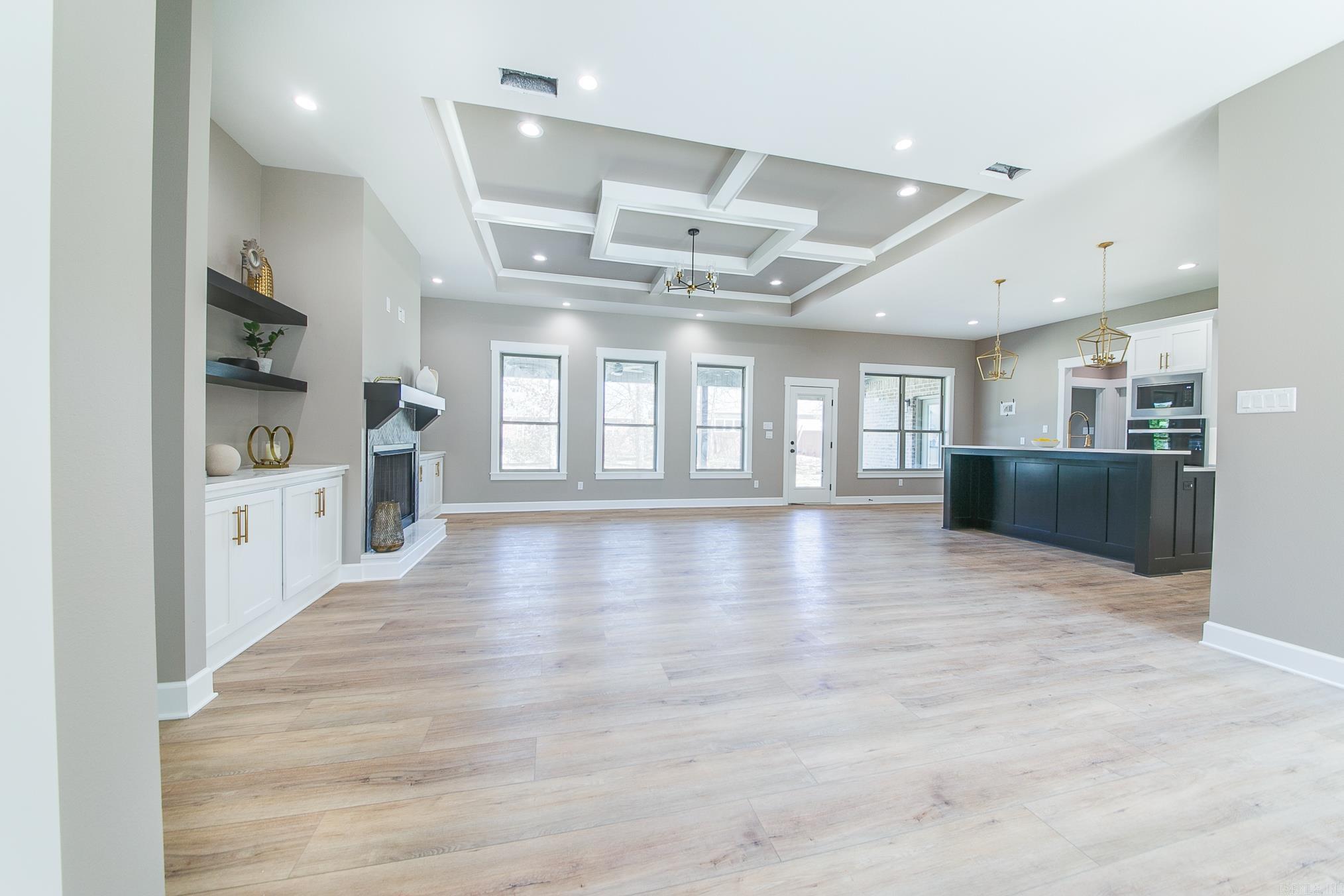 GREYSTONE - Residential