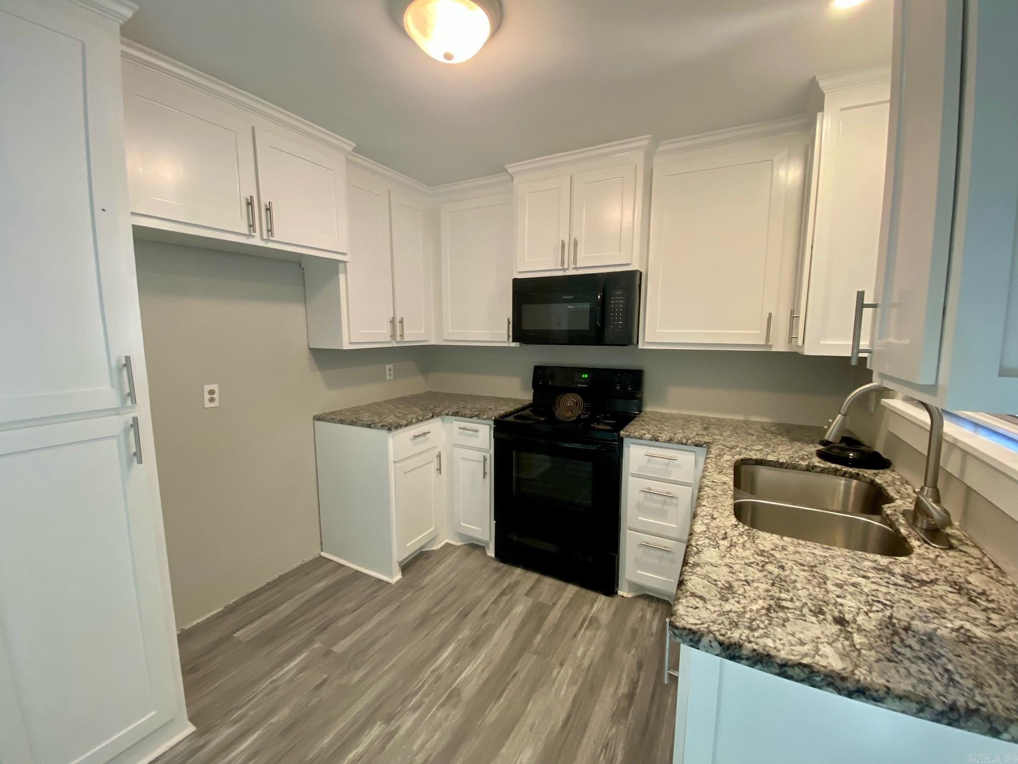 BAMBOO VILLAGE - Residential