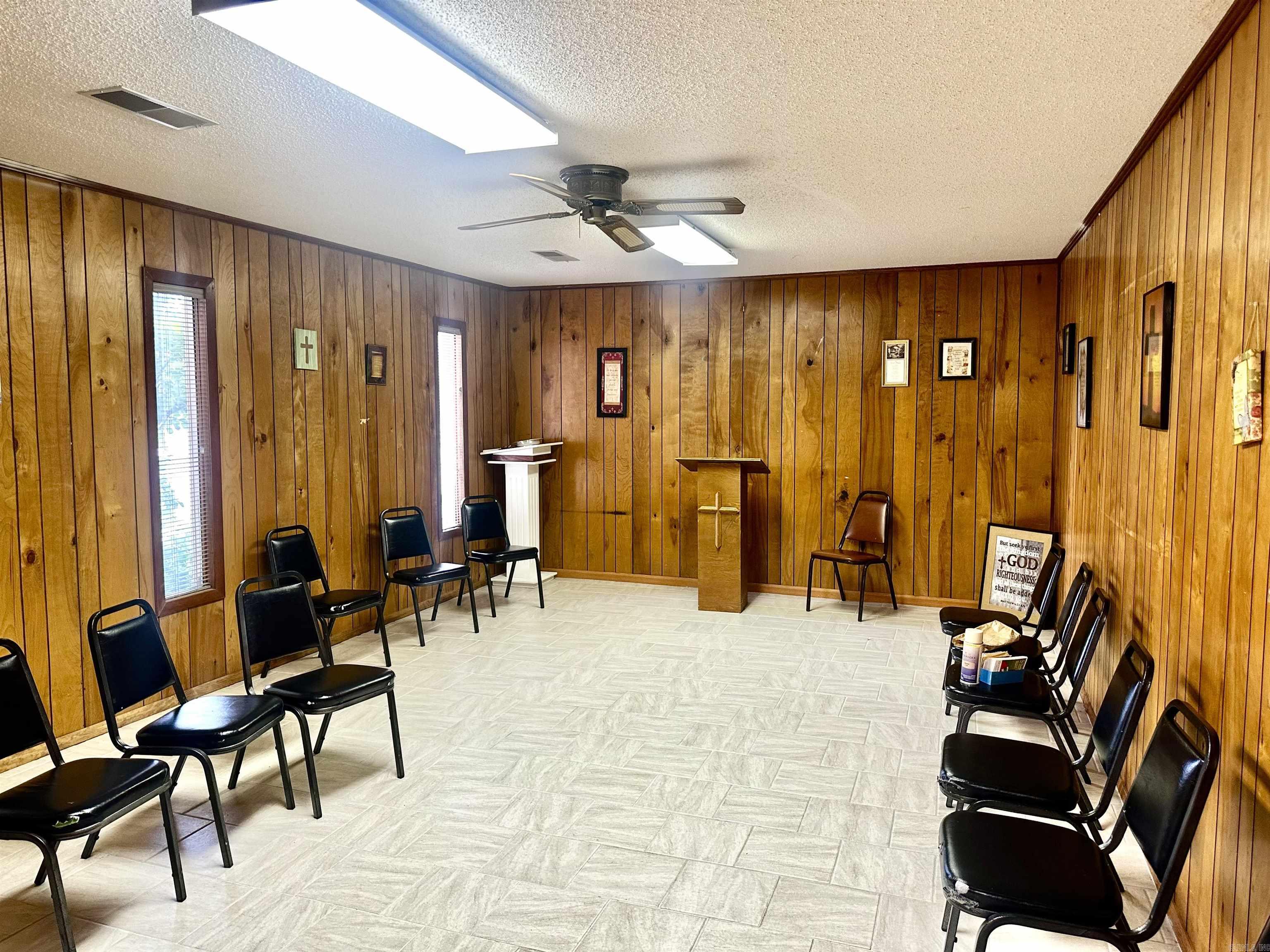 Fairvew Acres - Residential