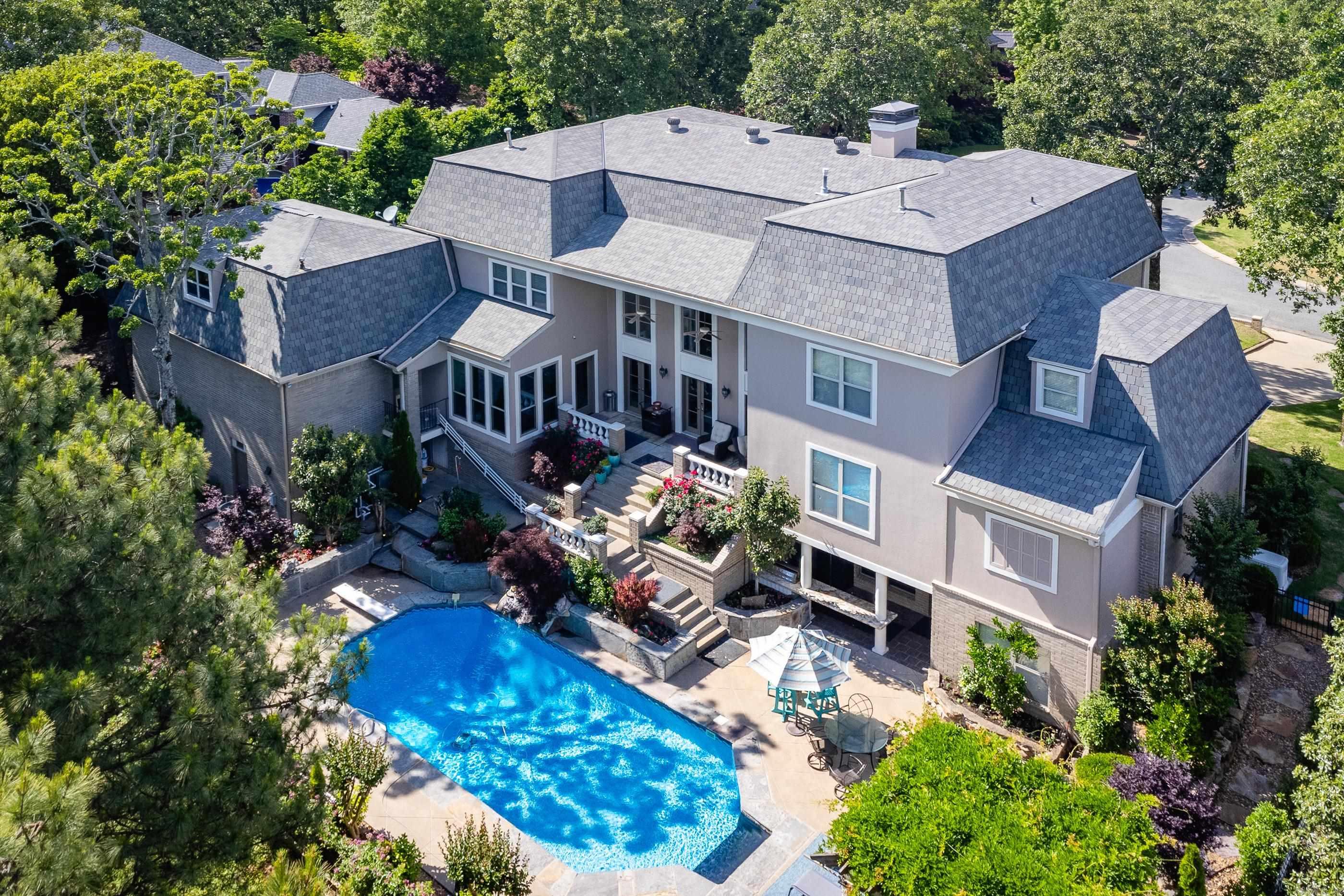 SHADY VALLEY - Residential