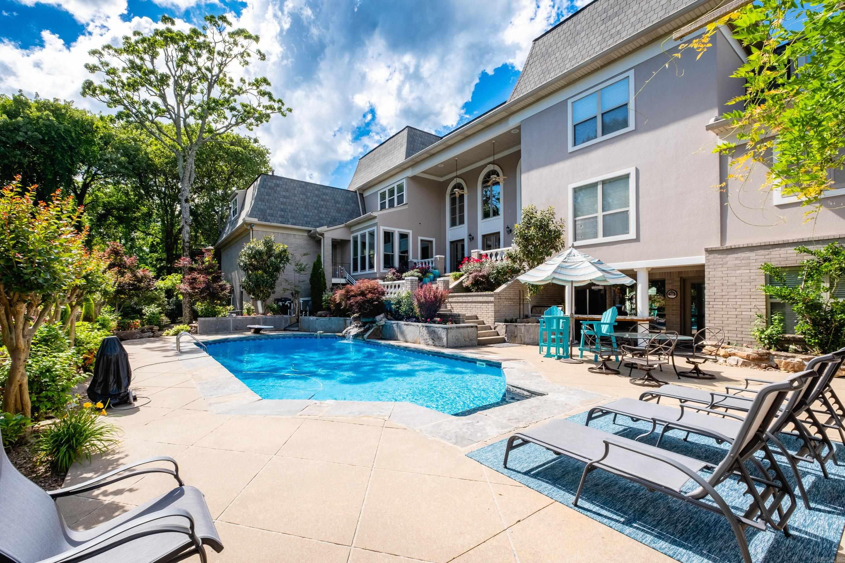 SHADY VALLEY - Residential