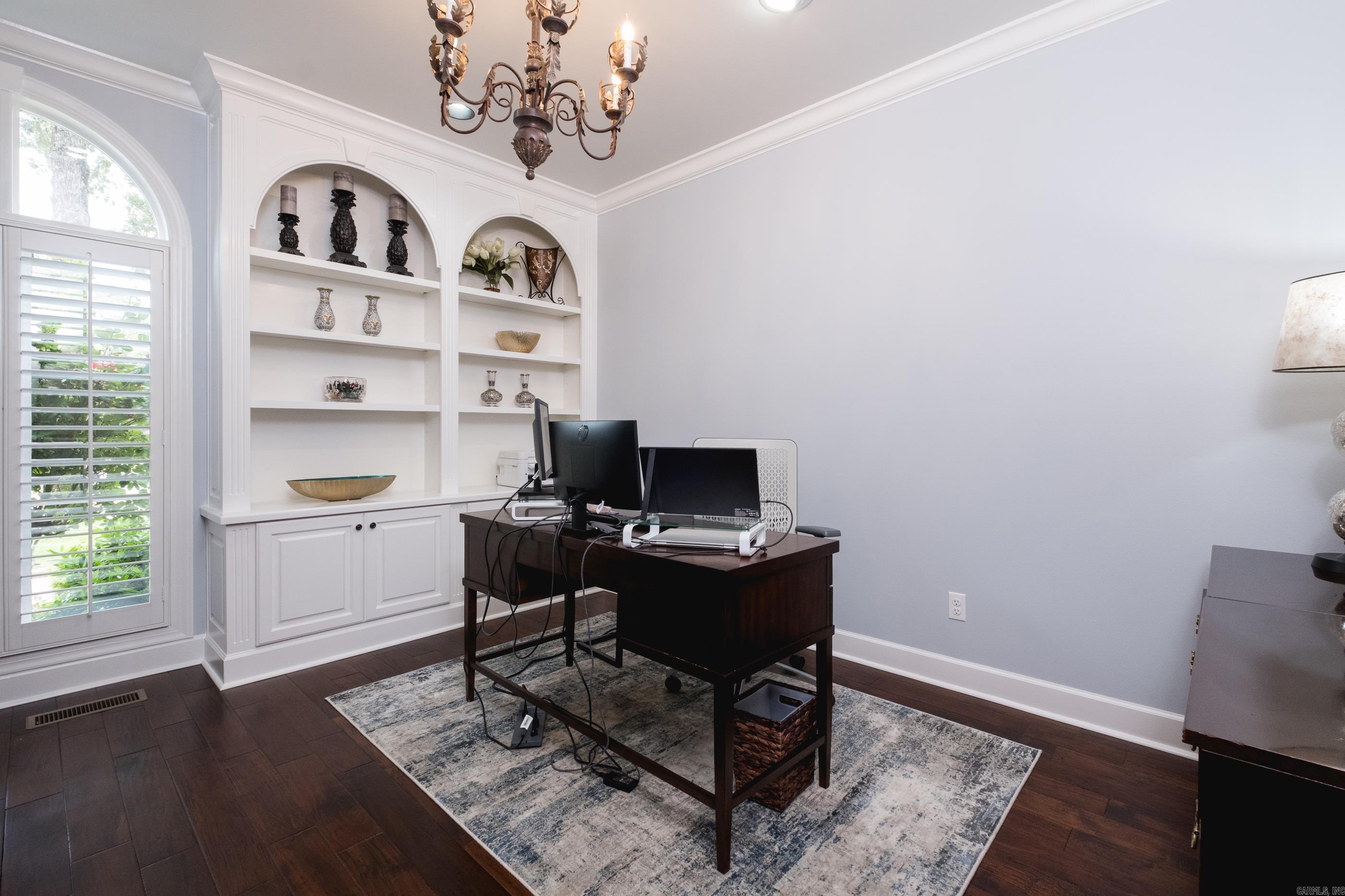 SHADY VALLEY - Residential