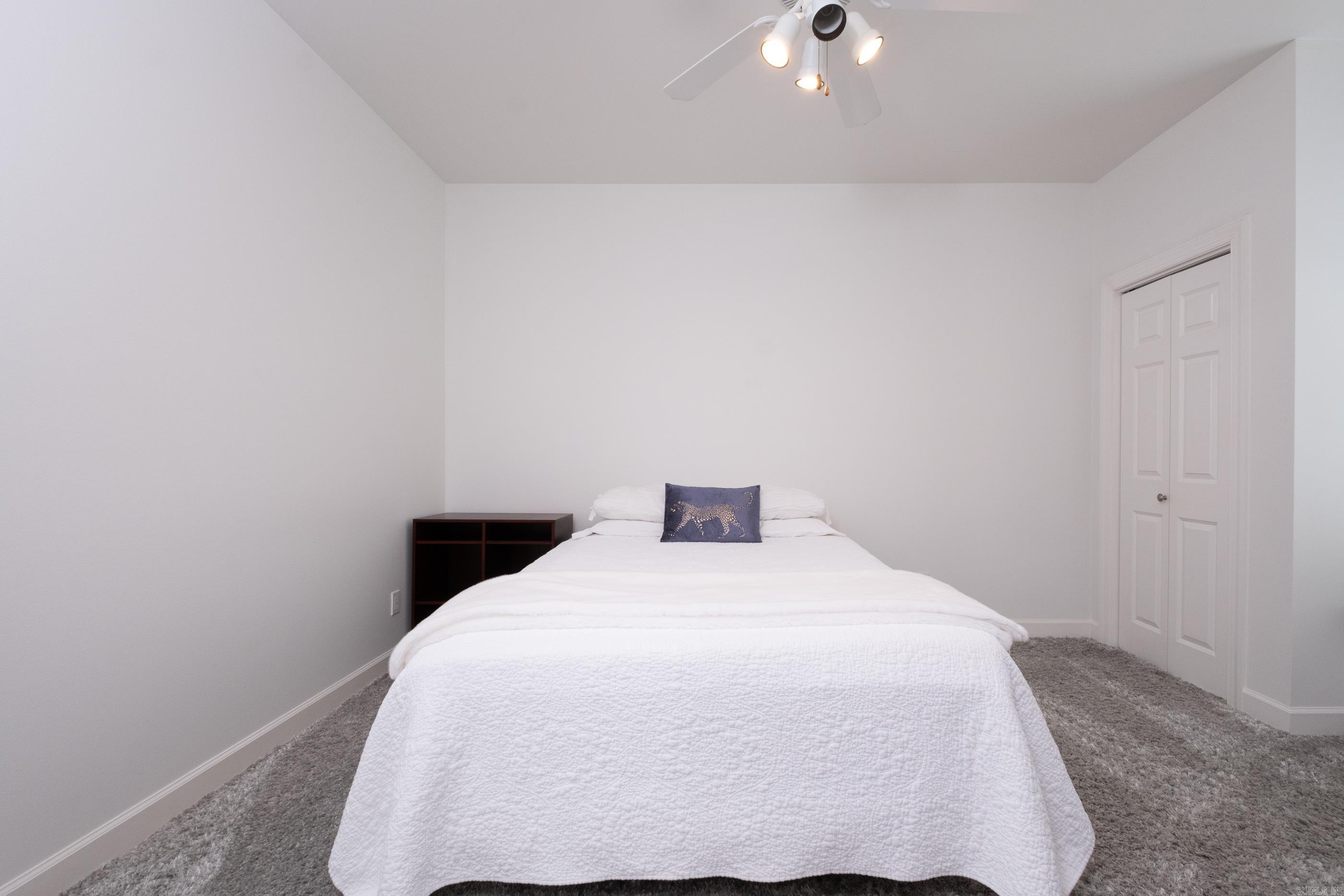 SHADY VALLEY - Residential