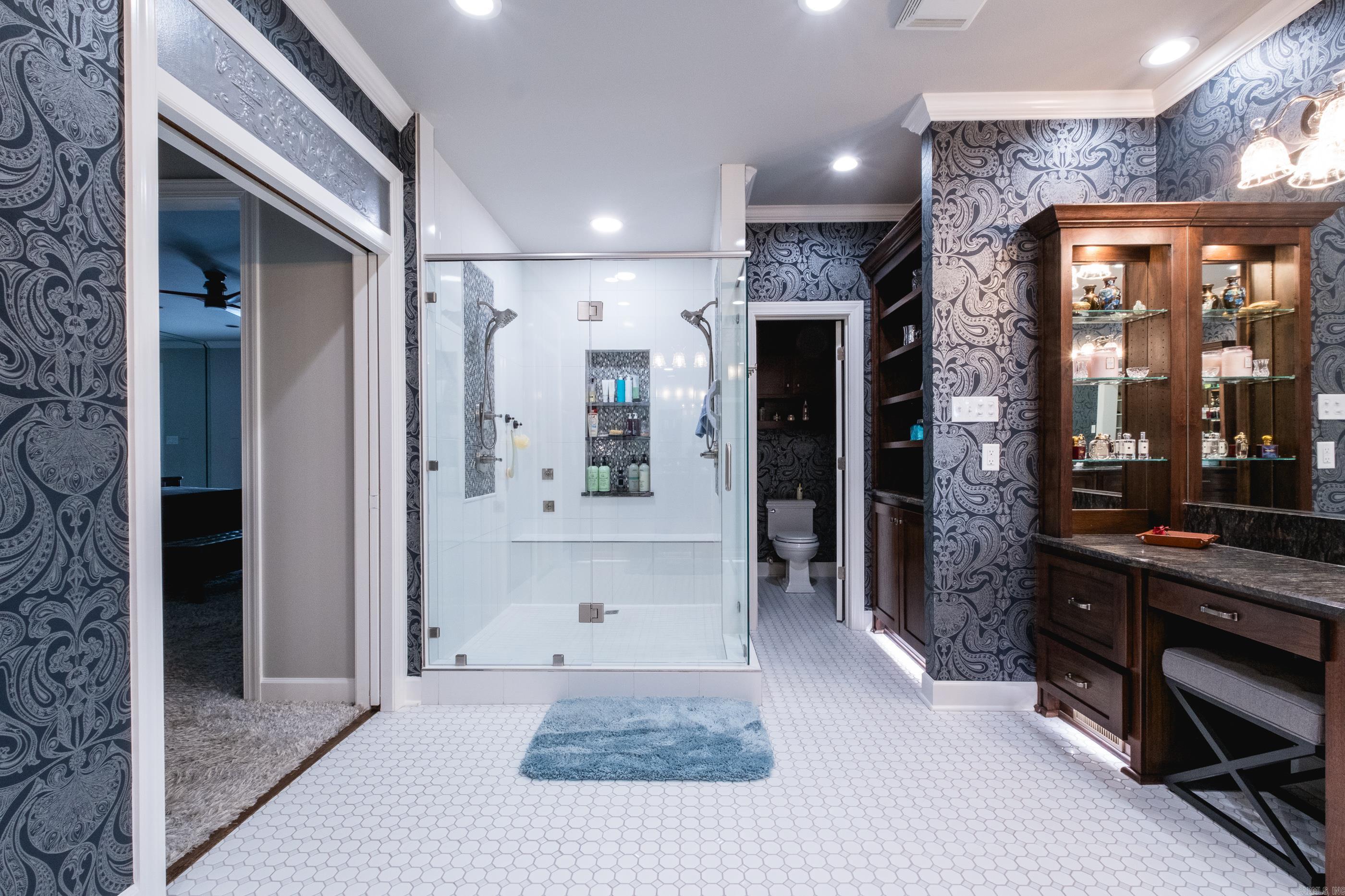 SHADY VALLEY - Residential