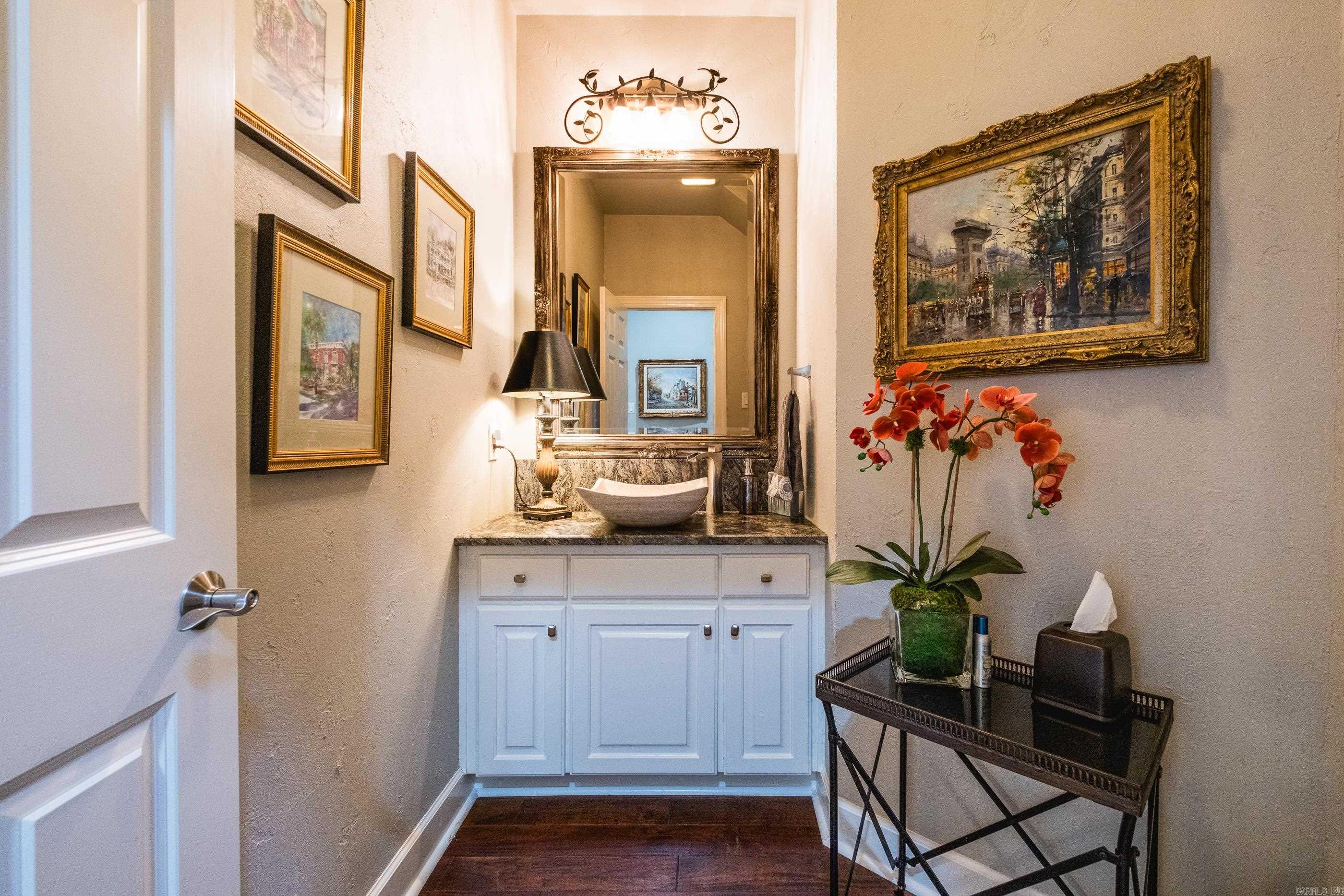 SHADY VALLEY - Residential