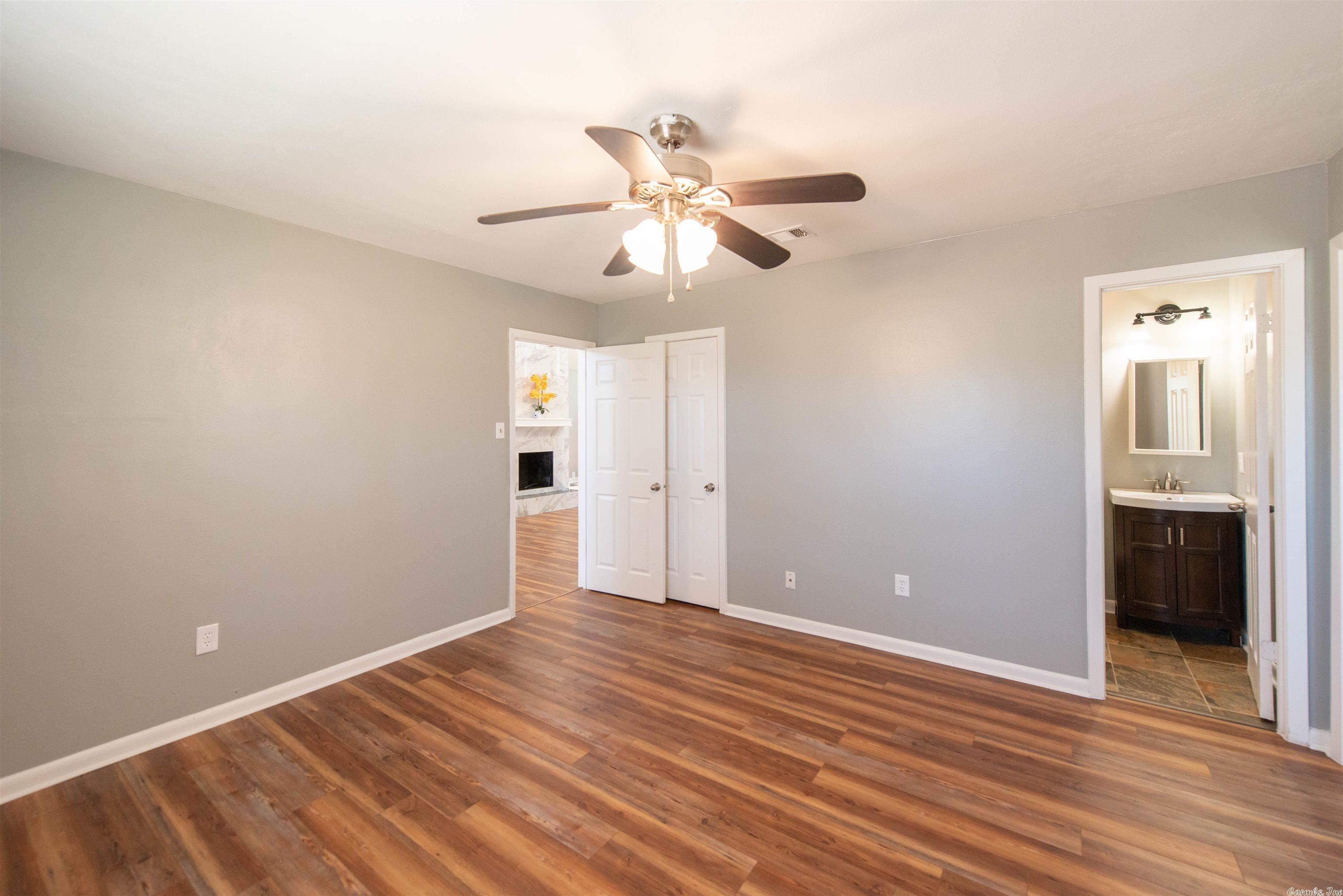 CARYWOOD - Residential