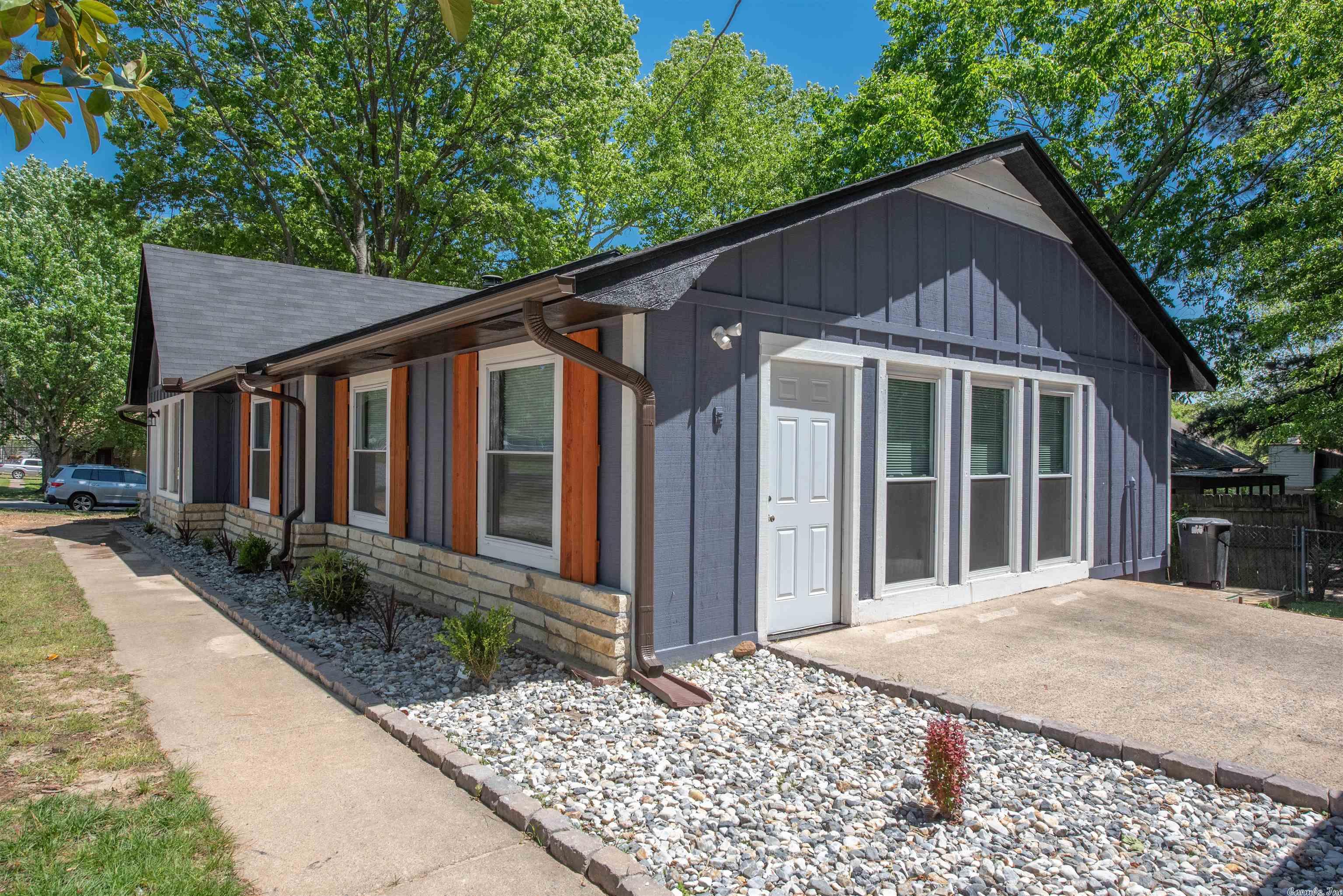 CARYWOOD - Residential