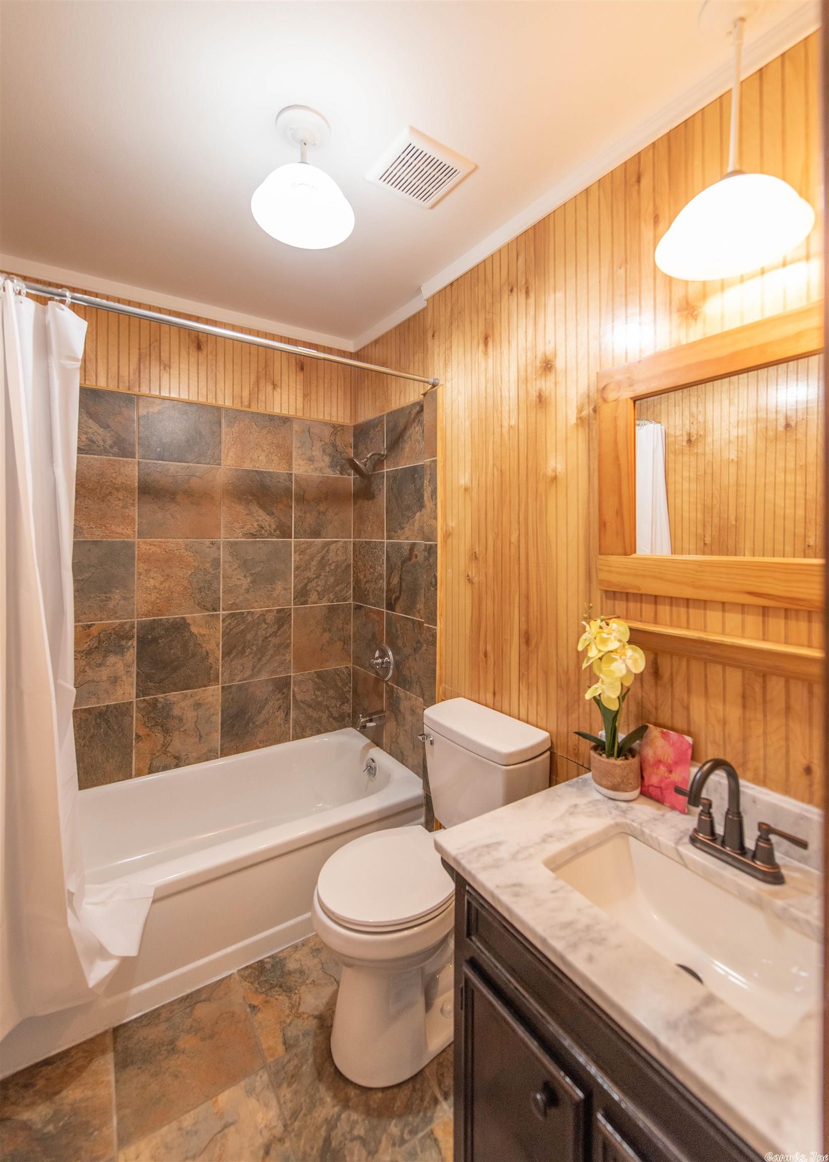 CARYWOOD - Residential