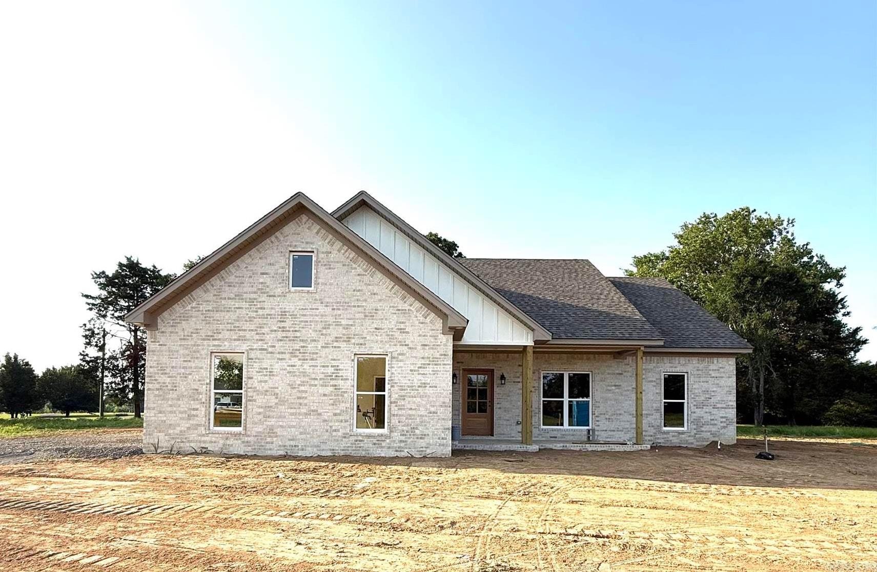 This brand new home sits on a private and quiet 1 acre lot less than 10 minutes north of Greenbrier! 22 Hudson boasts a large yard, quartz countertops, stainless steel appliances, custom built cabinets throughout, large pantry, island, and plenty of storage. 3 bed 2 bath, a custom curbless tile shower, vaulted great room ceilings, over sized 2 car garage with a huge floored attic. Buyer can select paint & LVP colors!