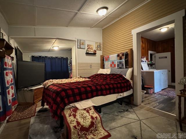 SLOAN & BACONS - Residential