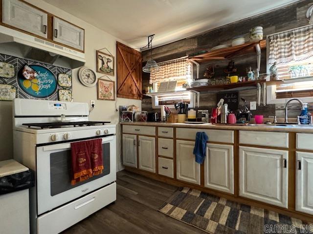 SLOAN & BACONS - Residential