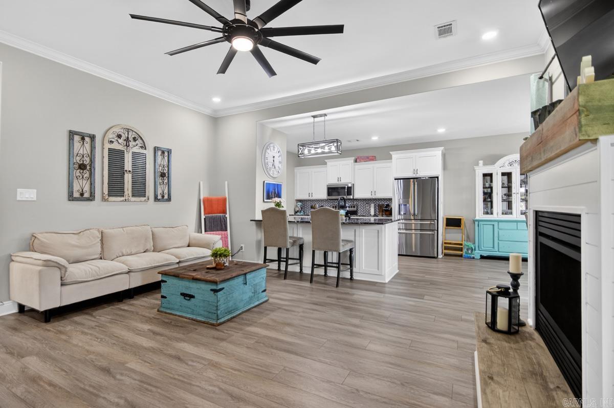NORTHSHORE RIDGE - Residential