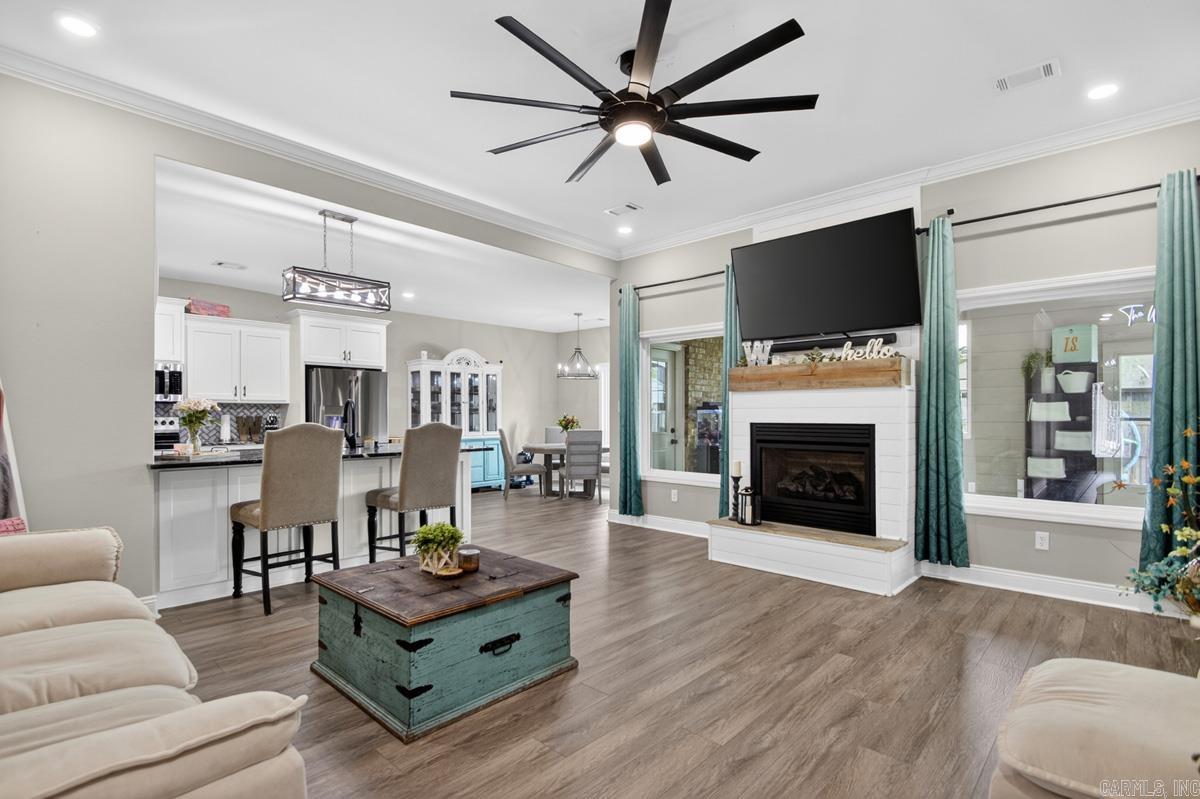 NORTHSHORE RIDGE - Residential
