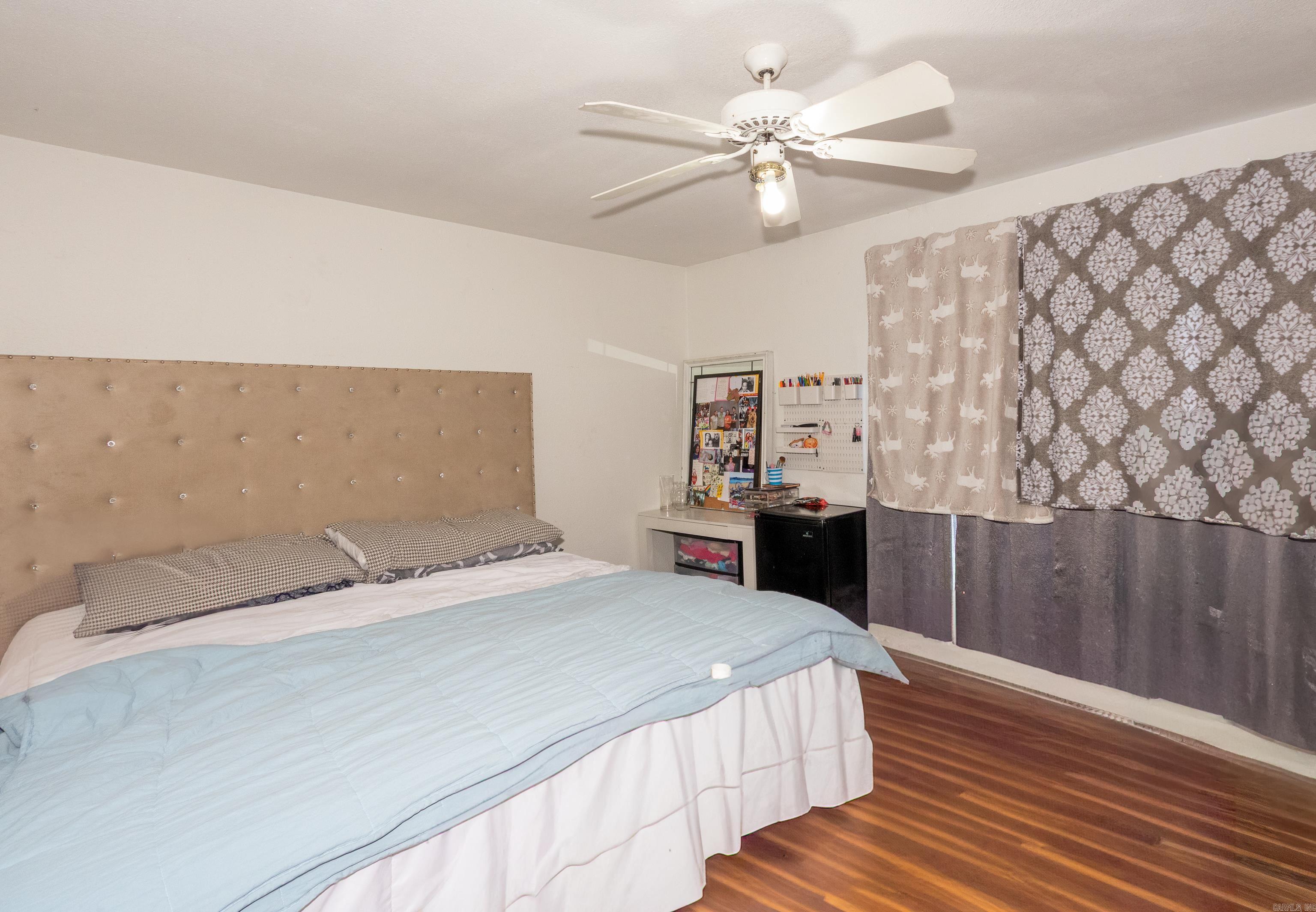 PECAN LAKE - Residential