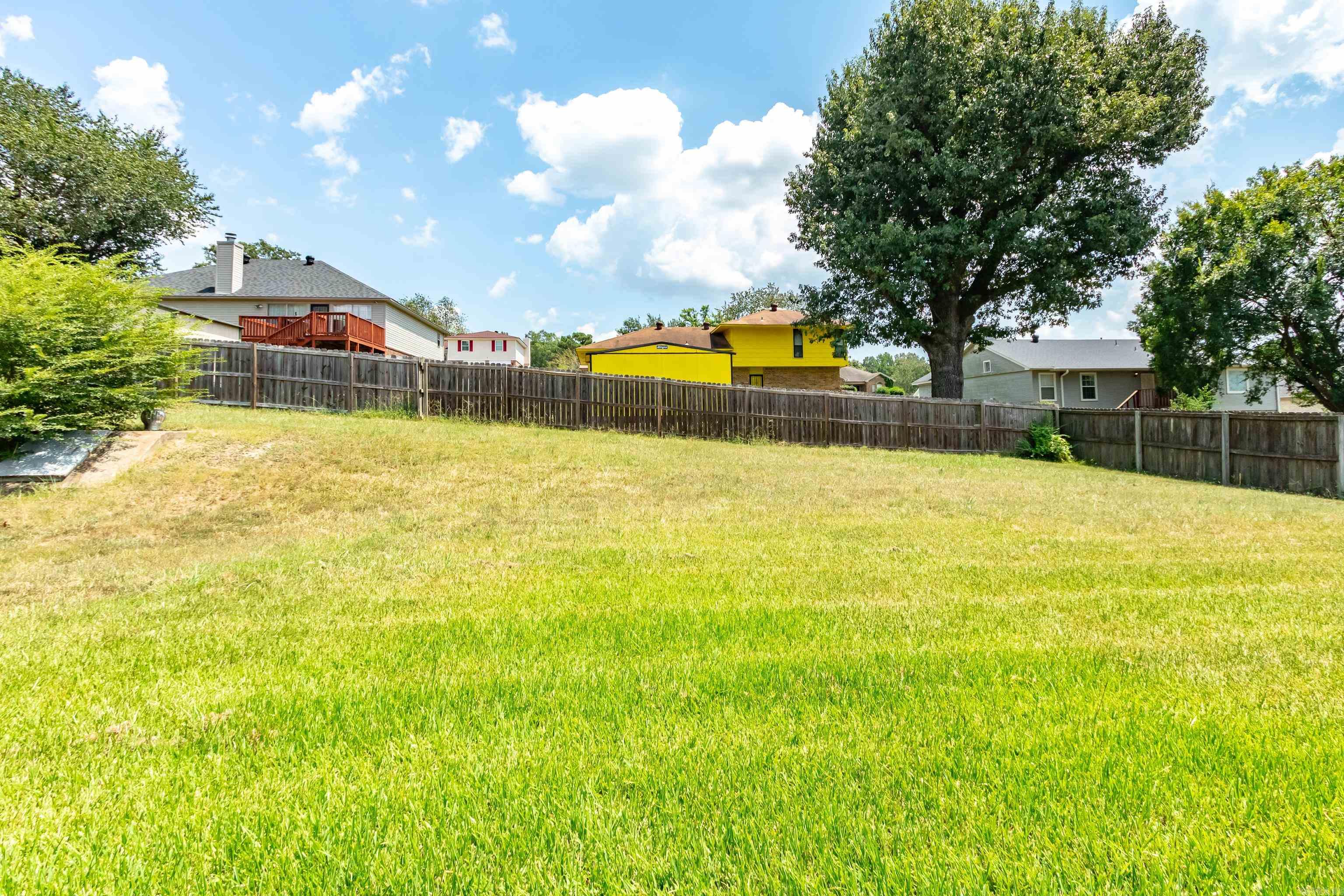 PECAN LAKE - Residential