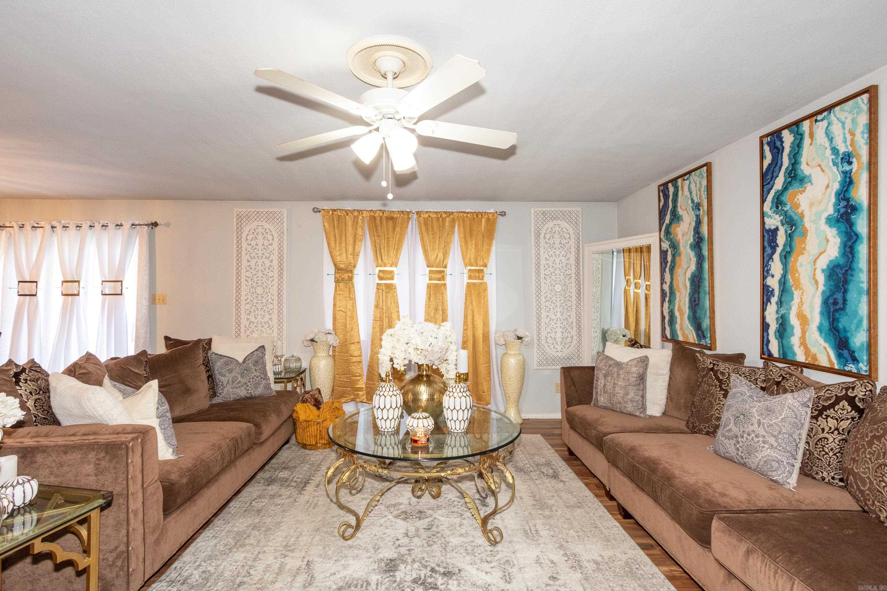 PECAN LAKE - Residential