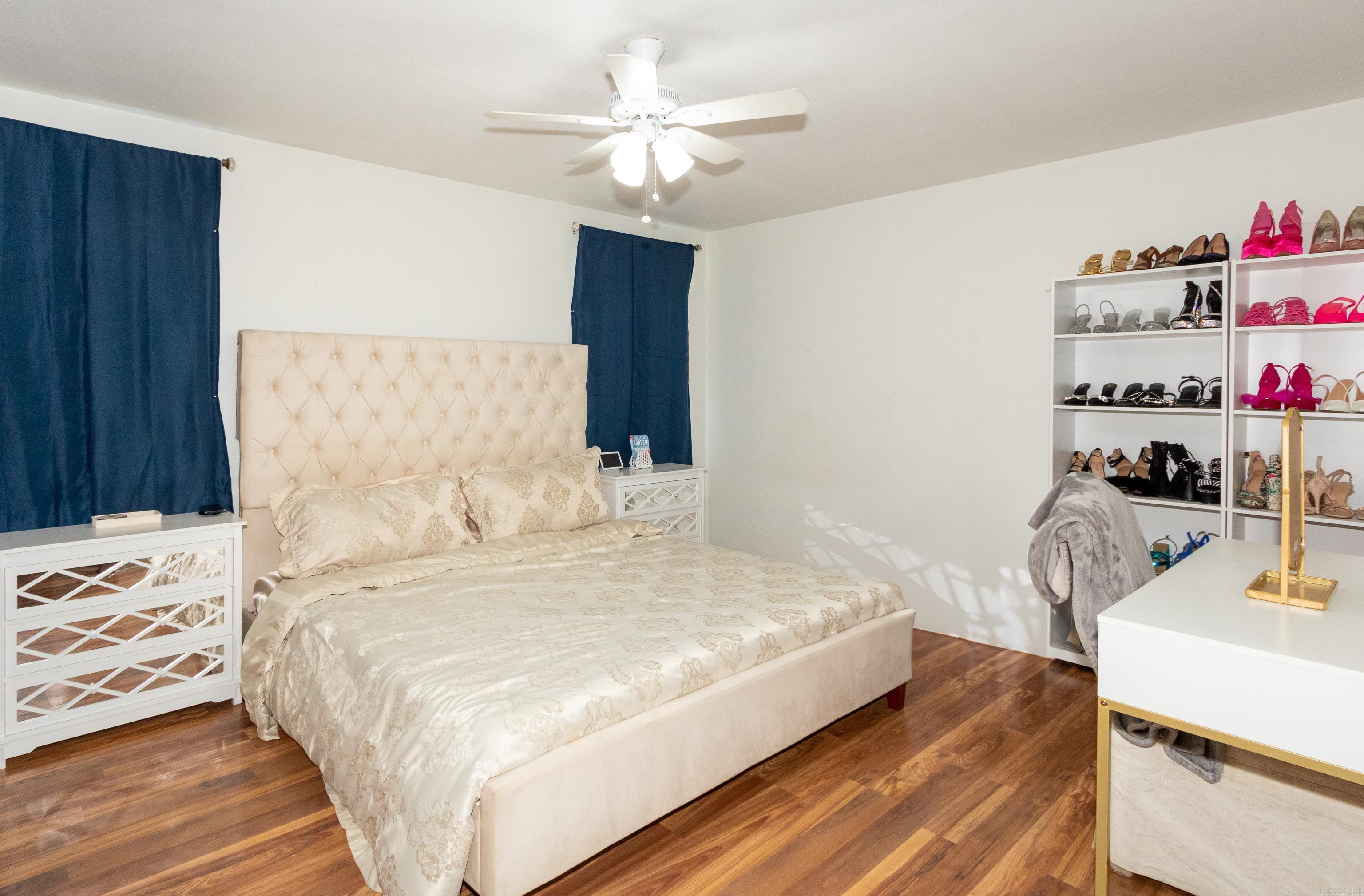 PECAN LAKE - Residential