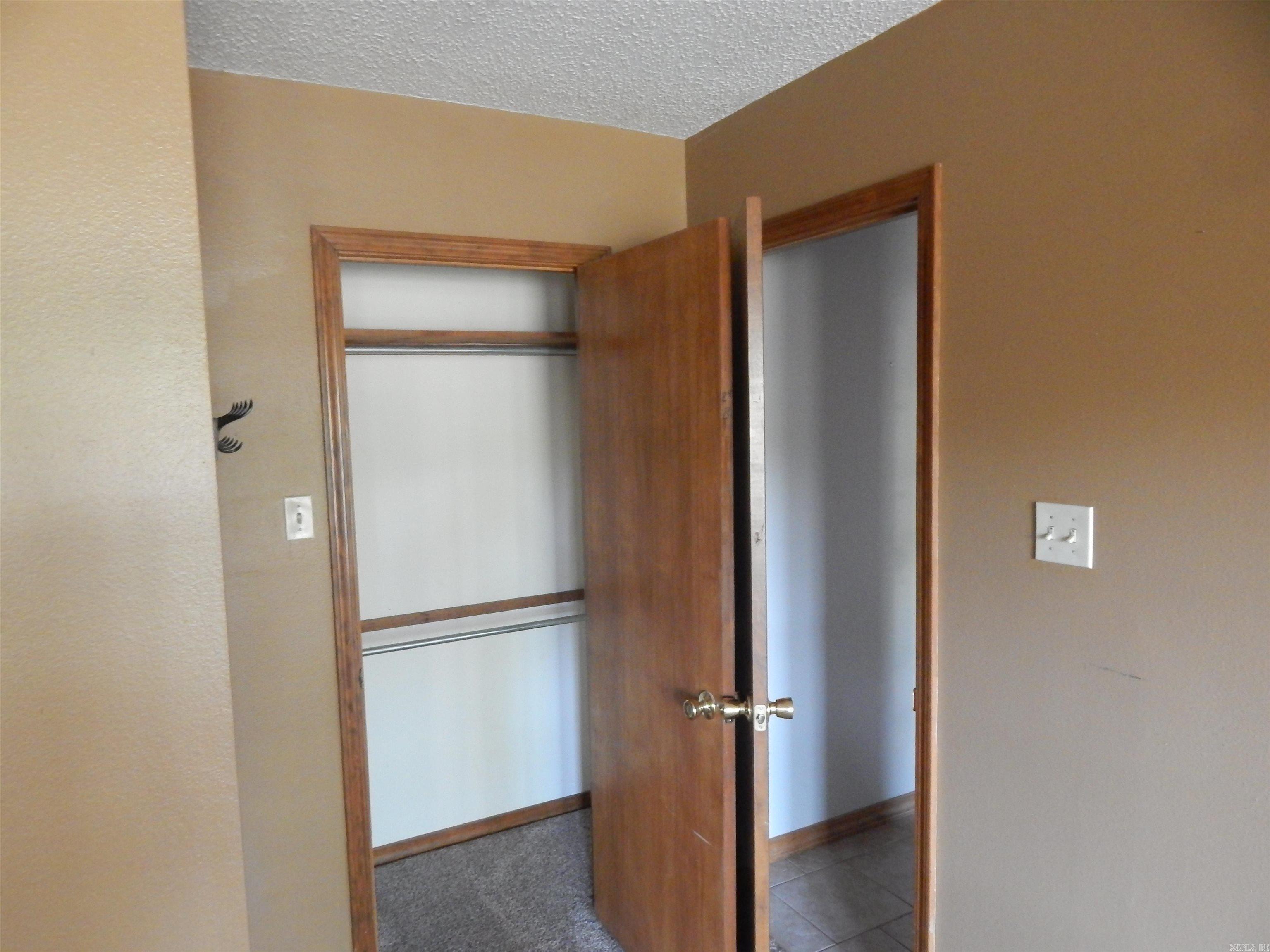 PLEASANT VALLEY - Residential