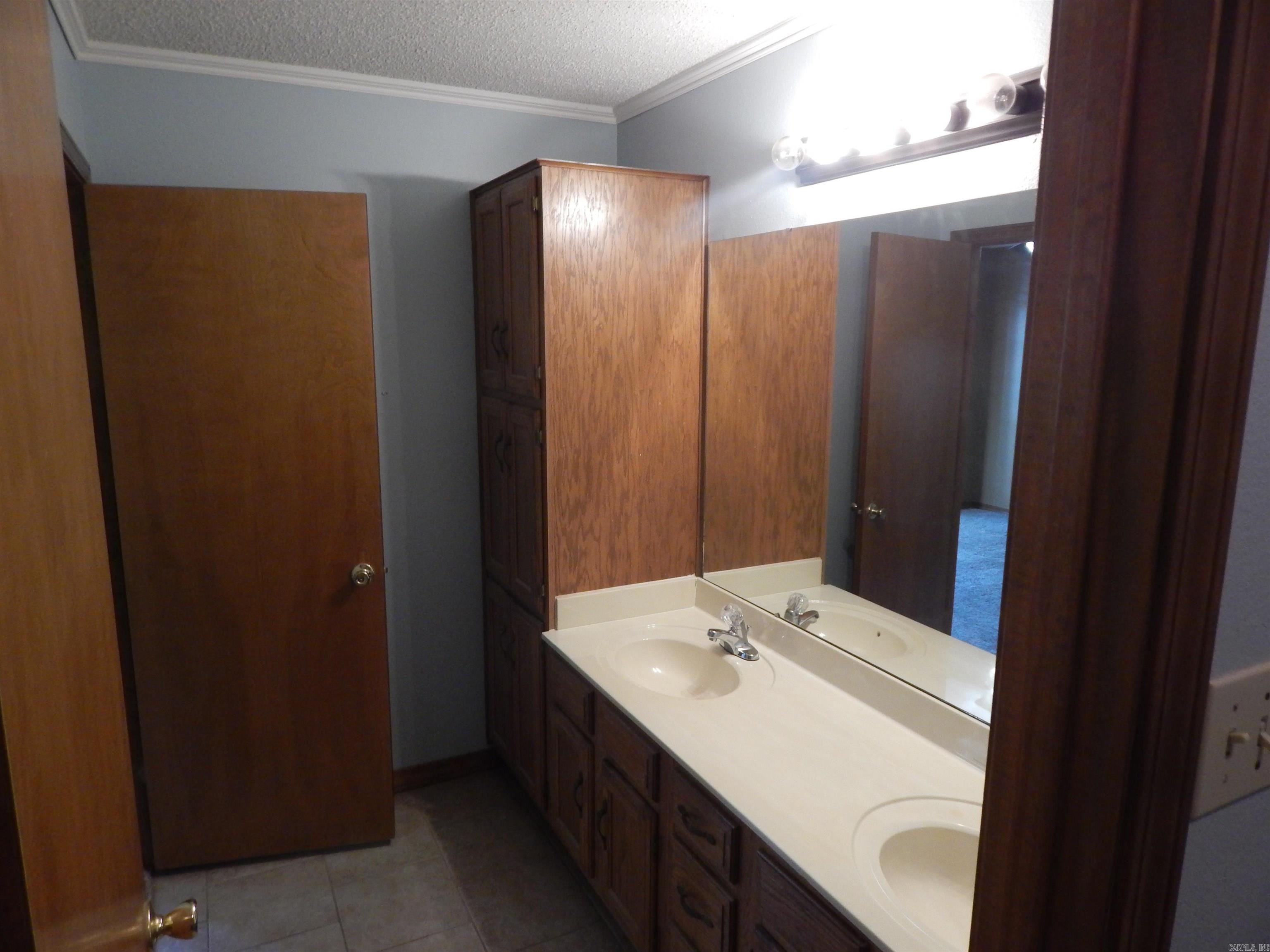 PLEASANT VALLEY - Residential