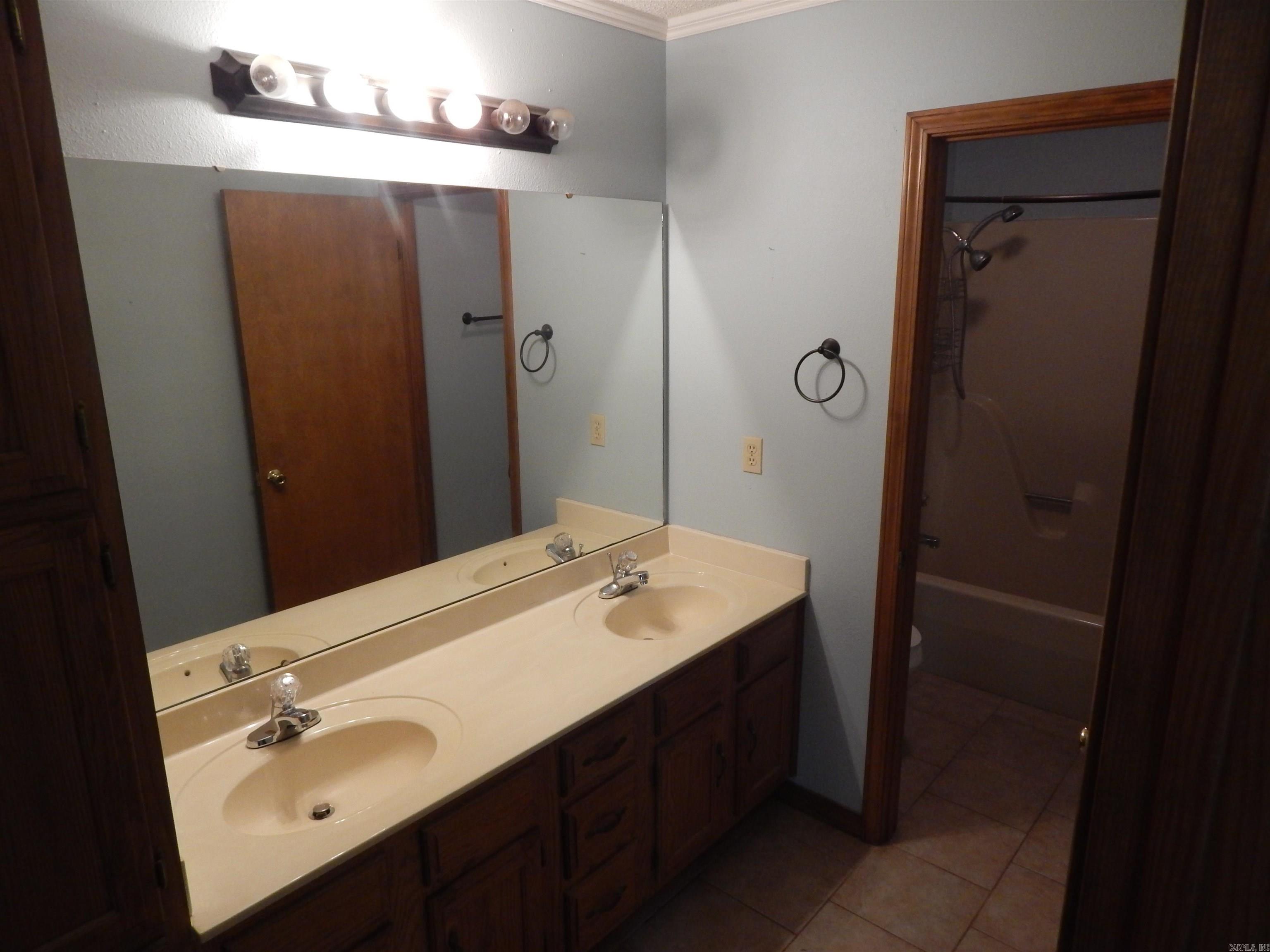 PLEASANT VALLEY - Residential