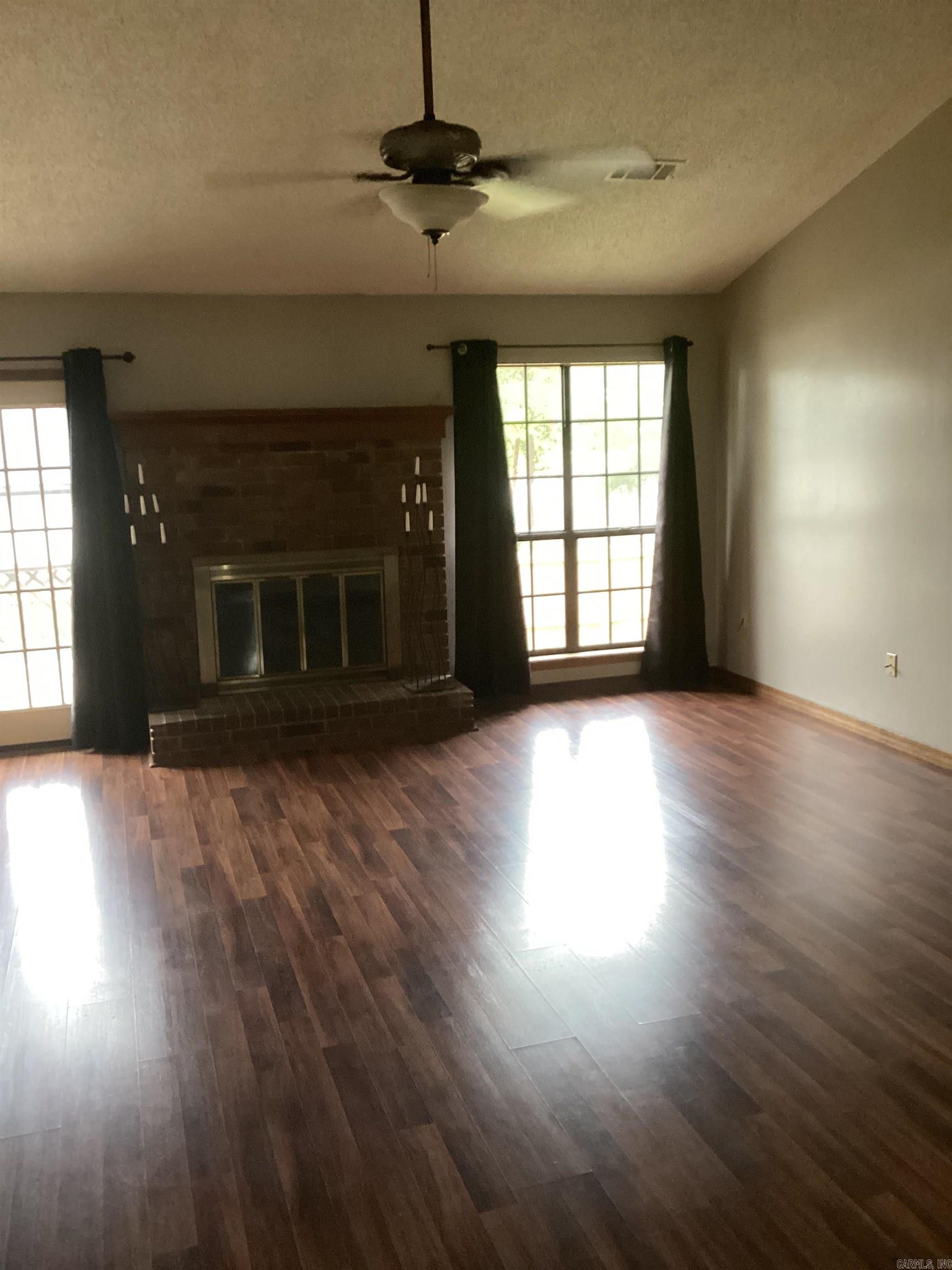 PLEASANT VALLEY - Residential