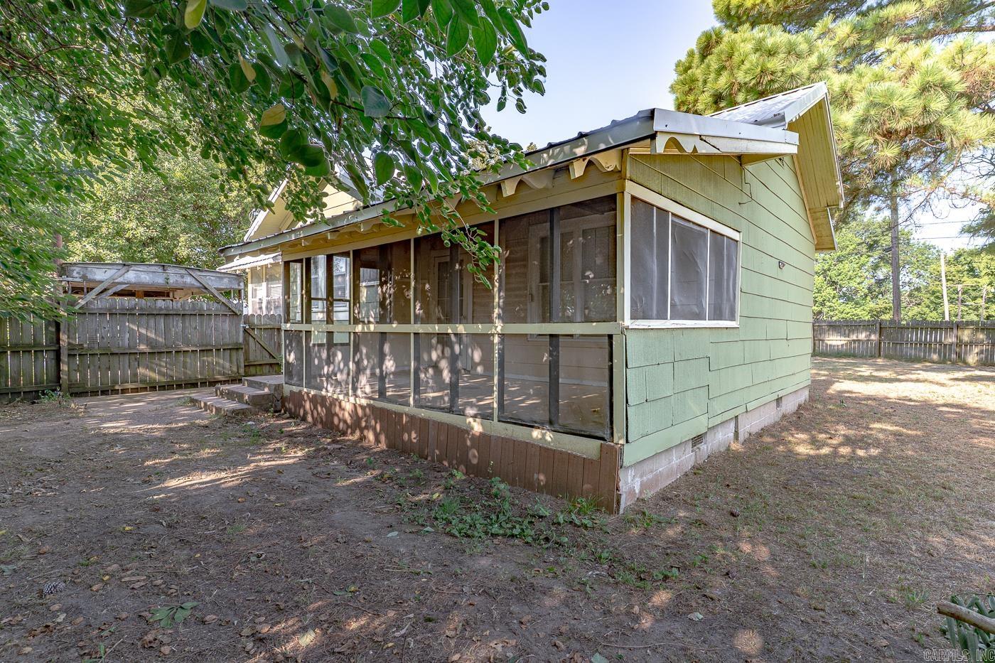 SPRINGERS ADD - Residential