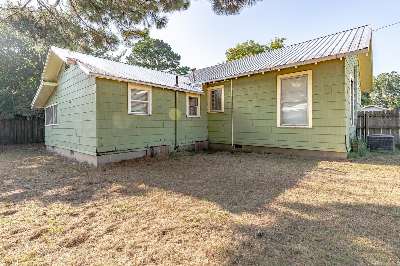 SPRINGERS ADD - Residential