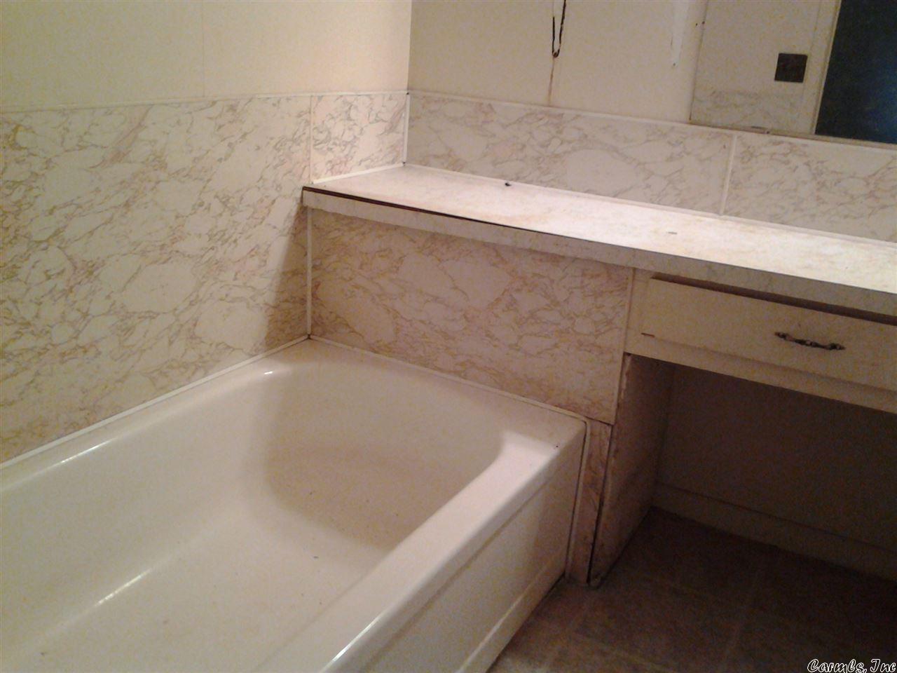 Dakota Third - Residential Lease