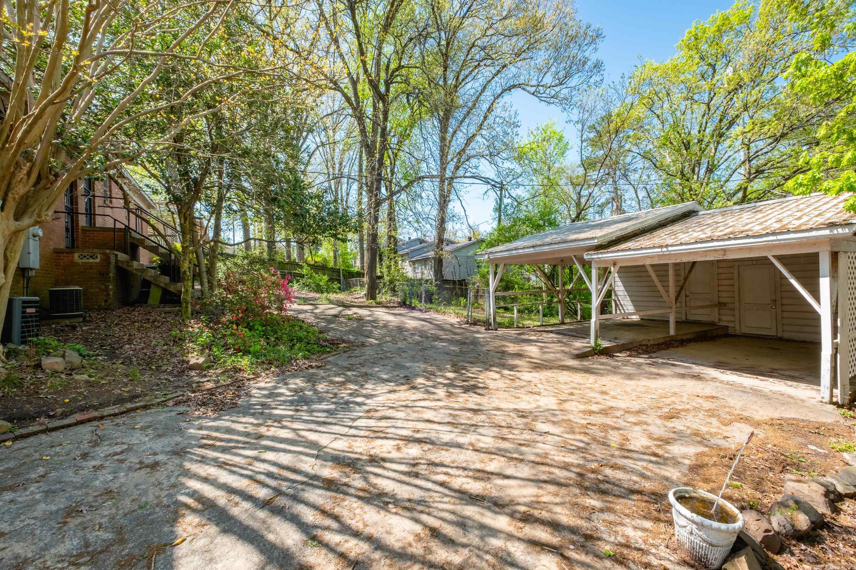 BELLEVUE - Residential