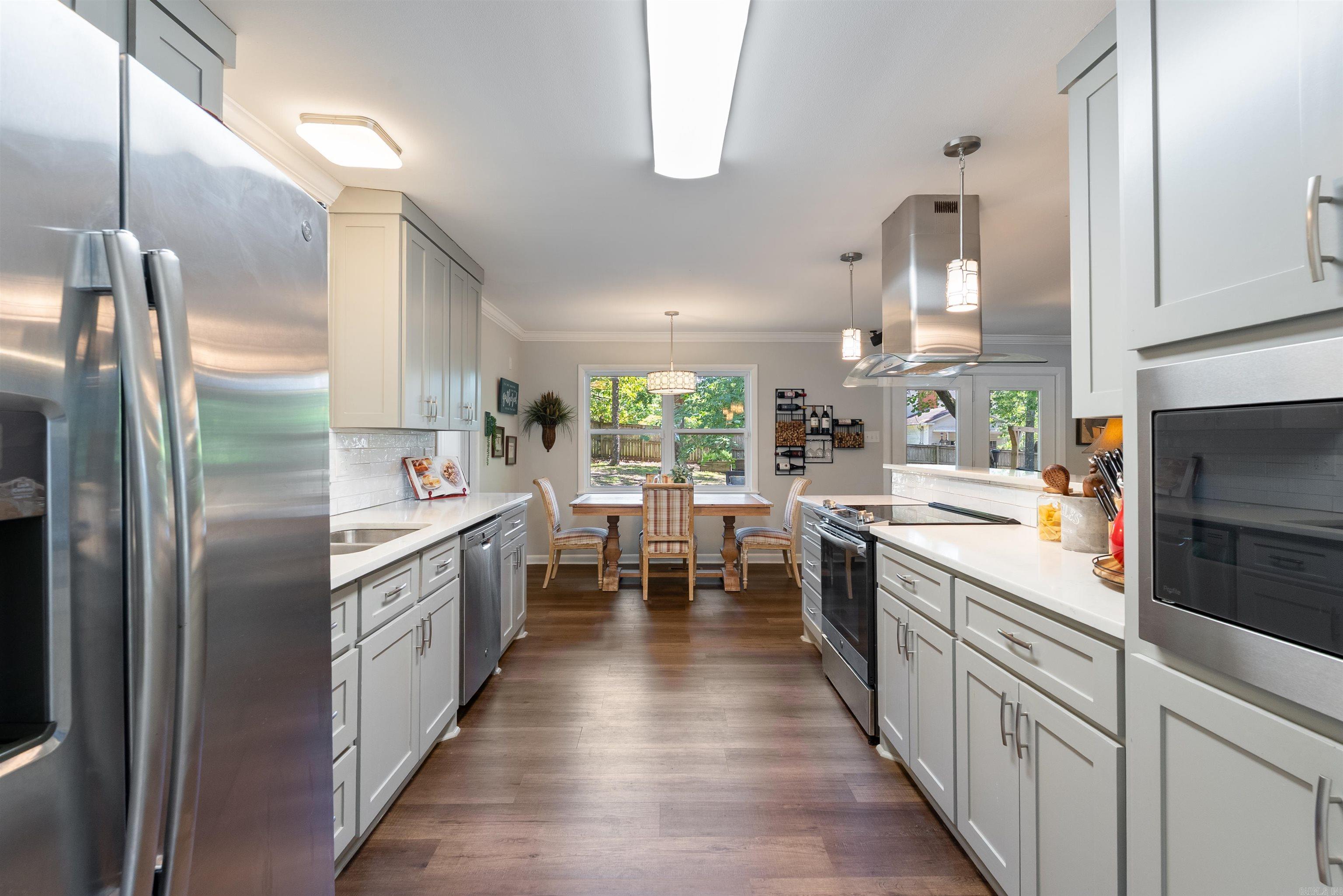 BROWNWOOD - Residential