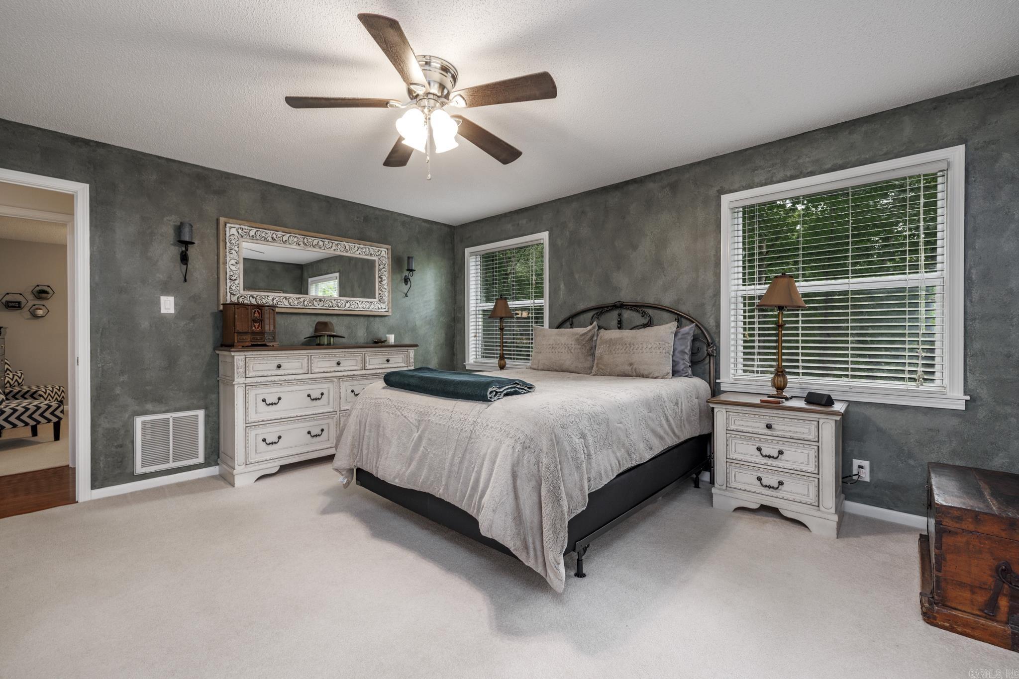 Santa Cruz - Residential