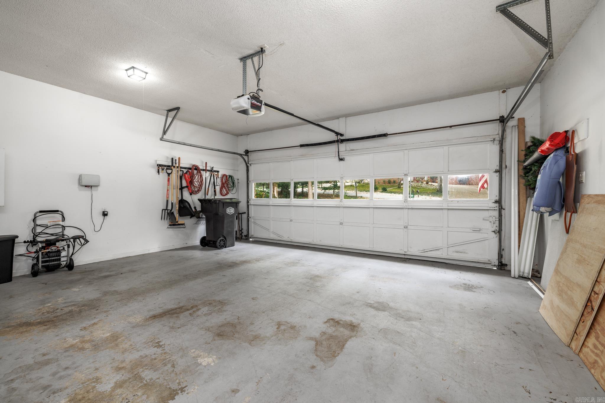 Santa Cruz - Residential